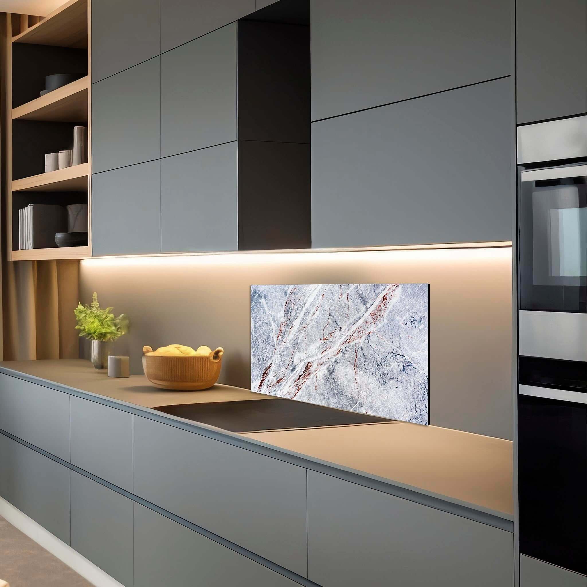 Elegant Marble spatscherm met marmerdesign in moderne keuken