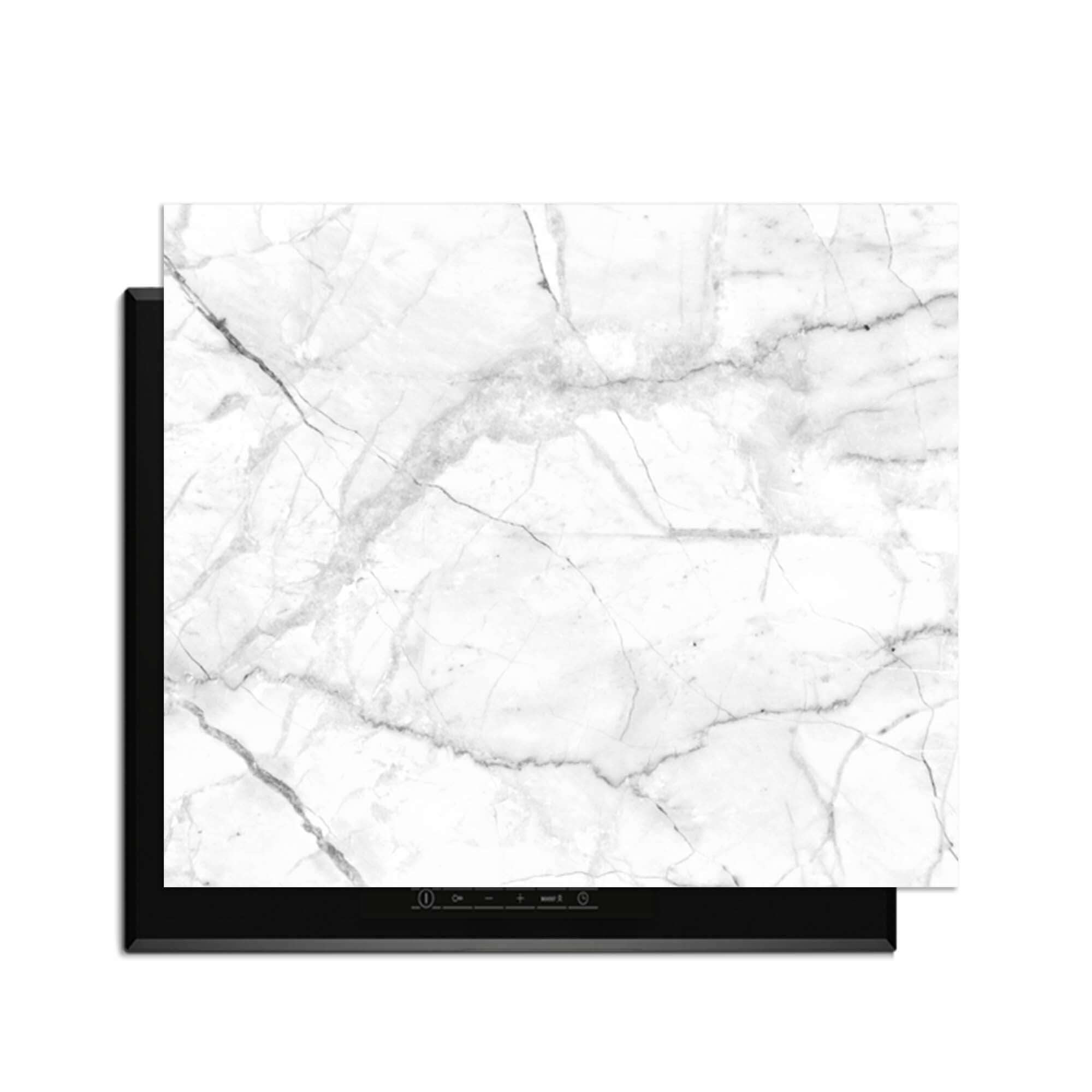 Carrara Light - Inductie Beschermer op een inductiekookplaat, hoogwaardige vinyl bescherming tegen krassen en slijtage.