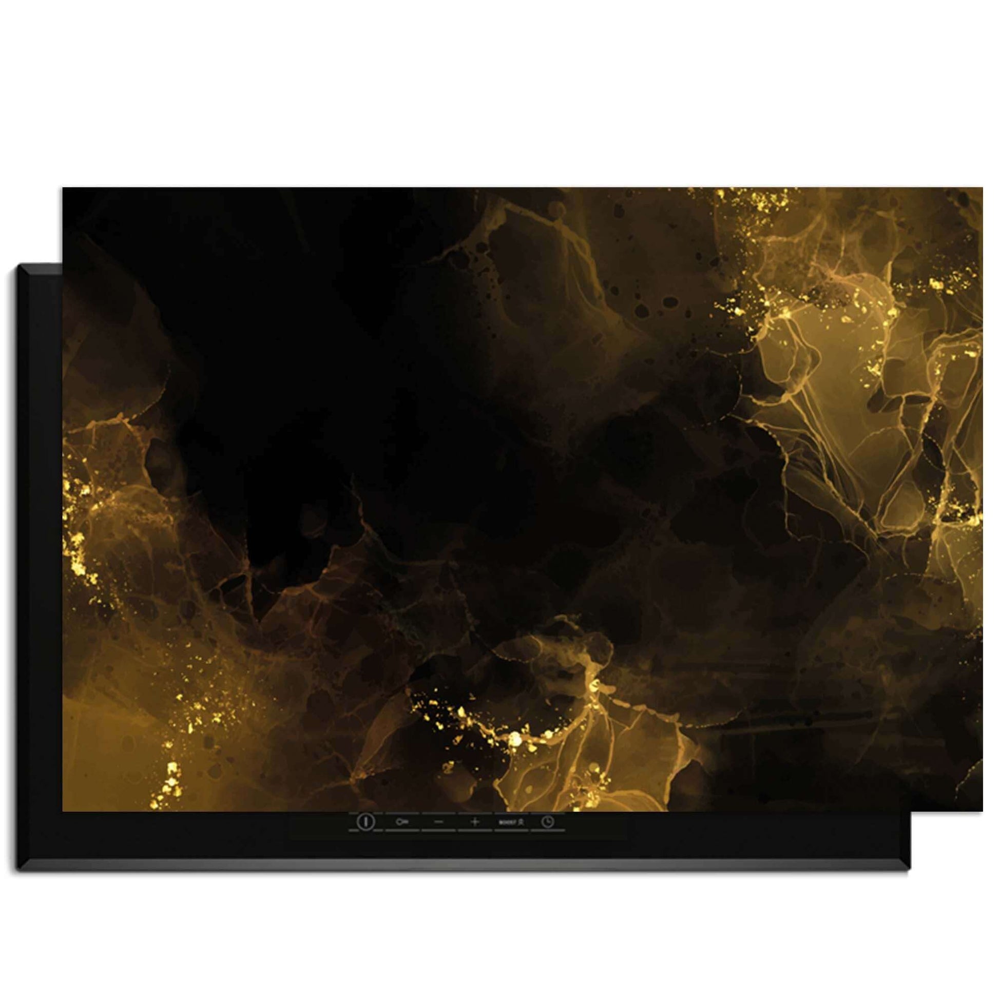 Golden Smoke – Inductie Beschermer met diepzwarte achtergrond en gouden accenten voor luxe keuken uitstraling