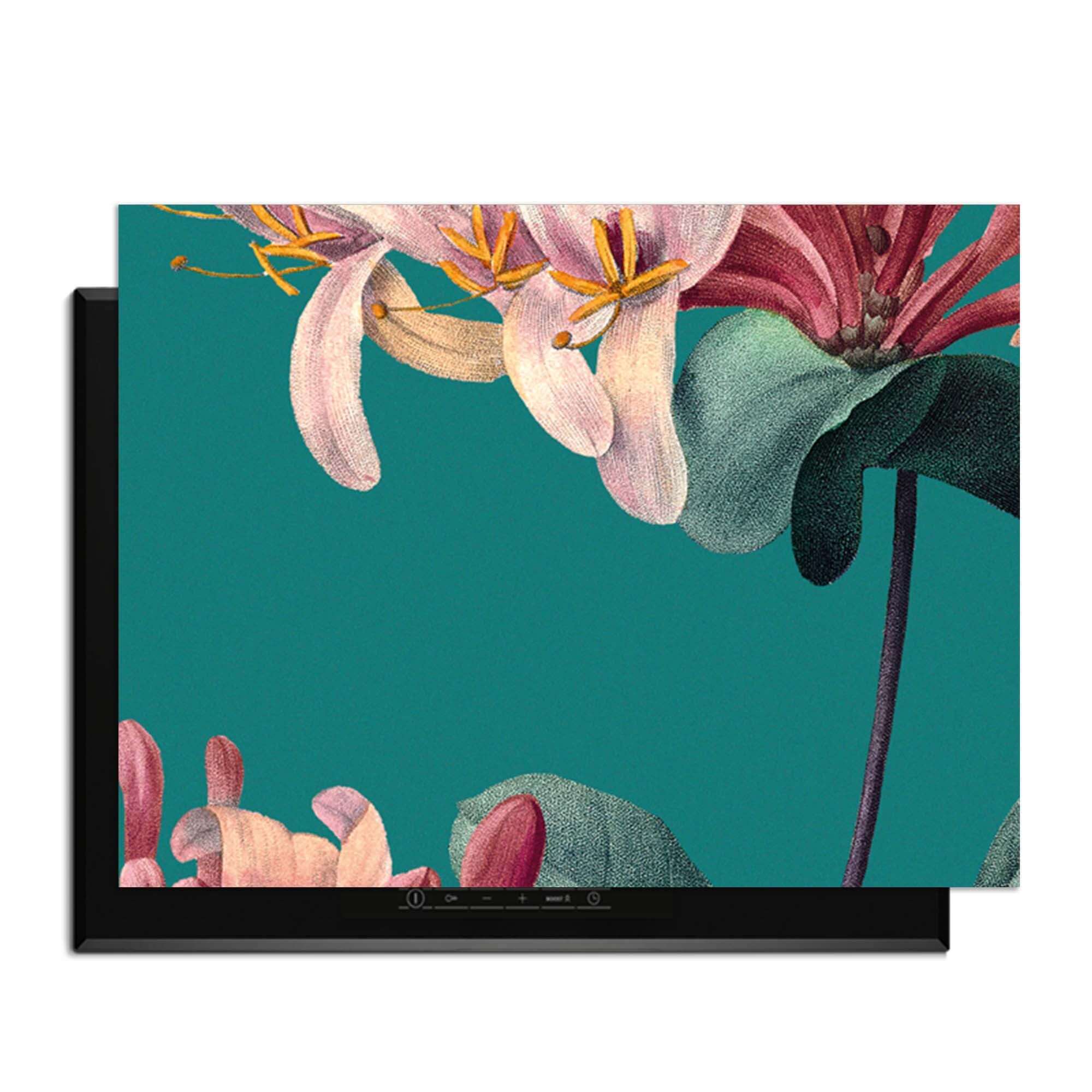 Botanical Elegance – Inductie Beschermer met vintage bloemenontwerp op een groene achtergrond.