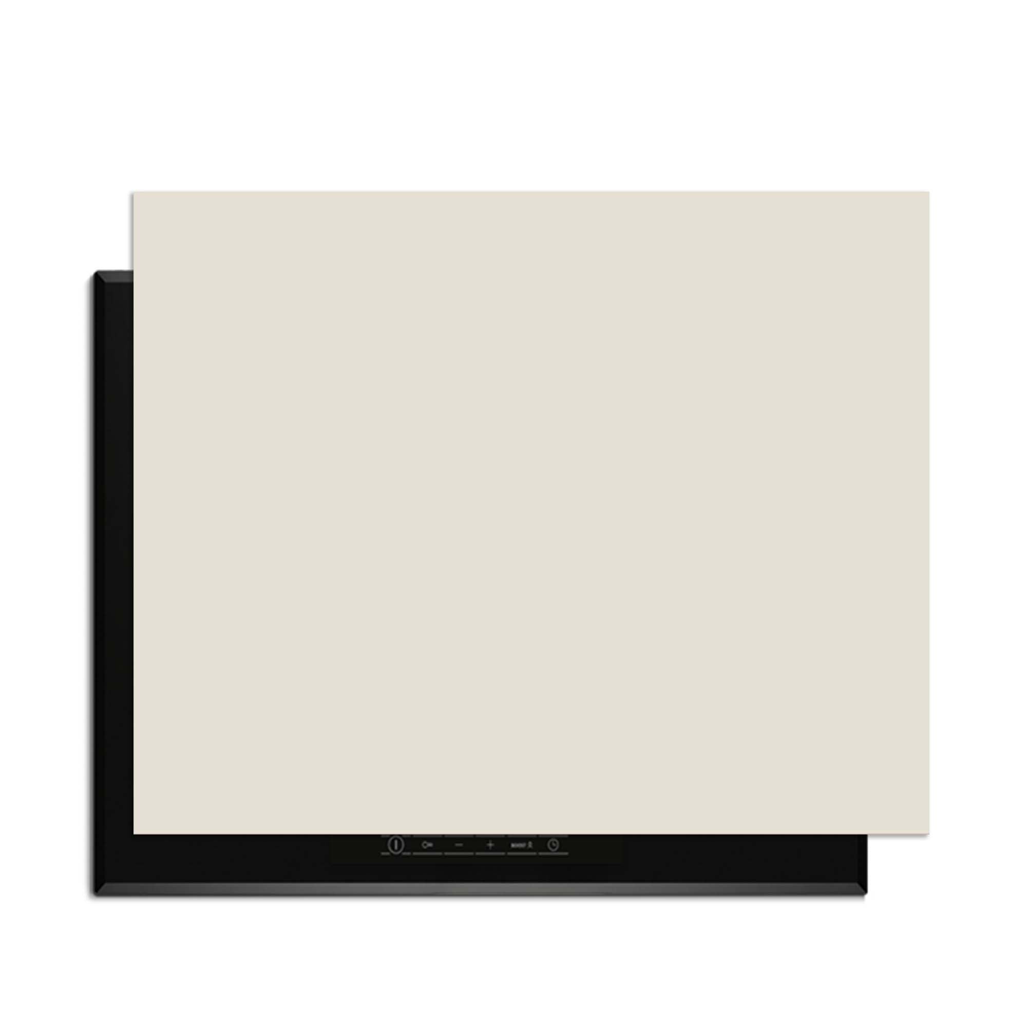 Cannoli Cream – Inductie Beschermer op een inductiekookplaat voor optimale bescherming en stijlvolle uitstraling.