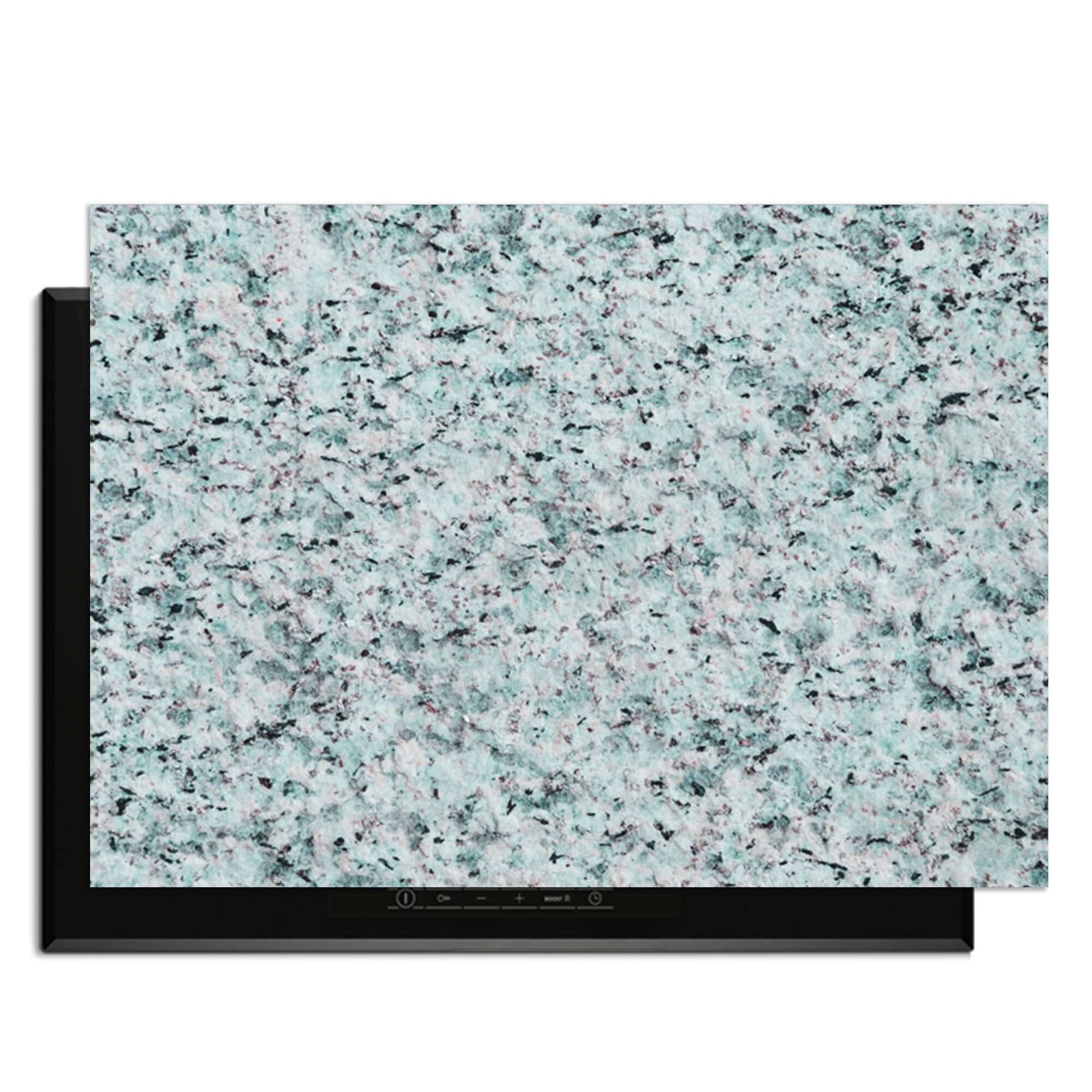 Baltic Mist - Inductie Beschermer met een elegant blauwgrijs graniet-design voor moderne keukens.