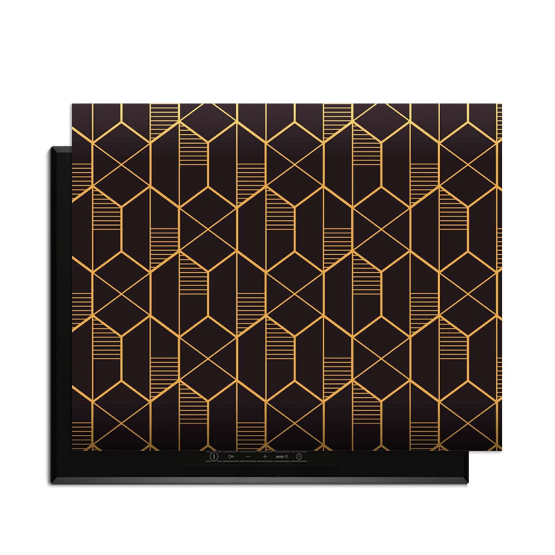 Golden Prism – Inductie Beschermer met geometrisch gouden patroon op zwarte achtergrond.