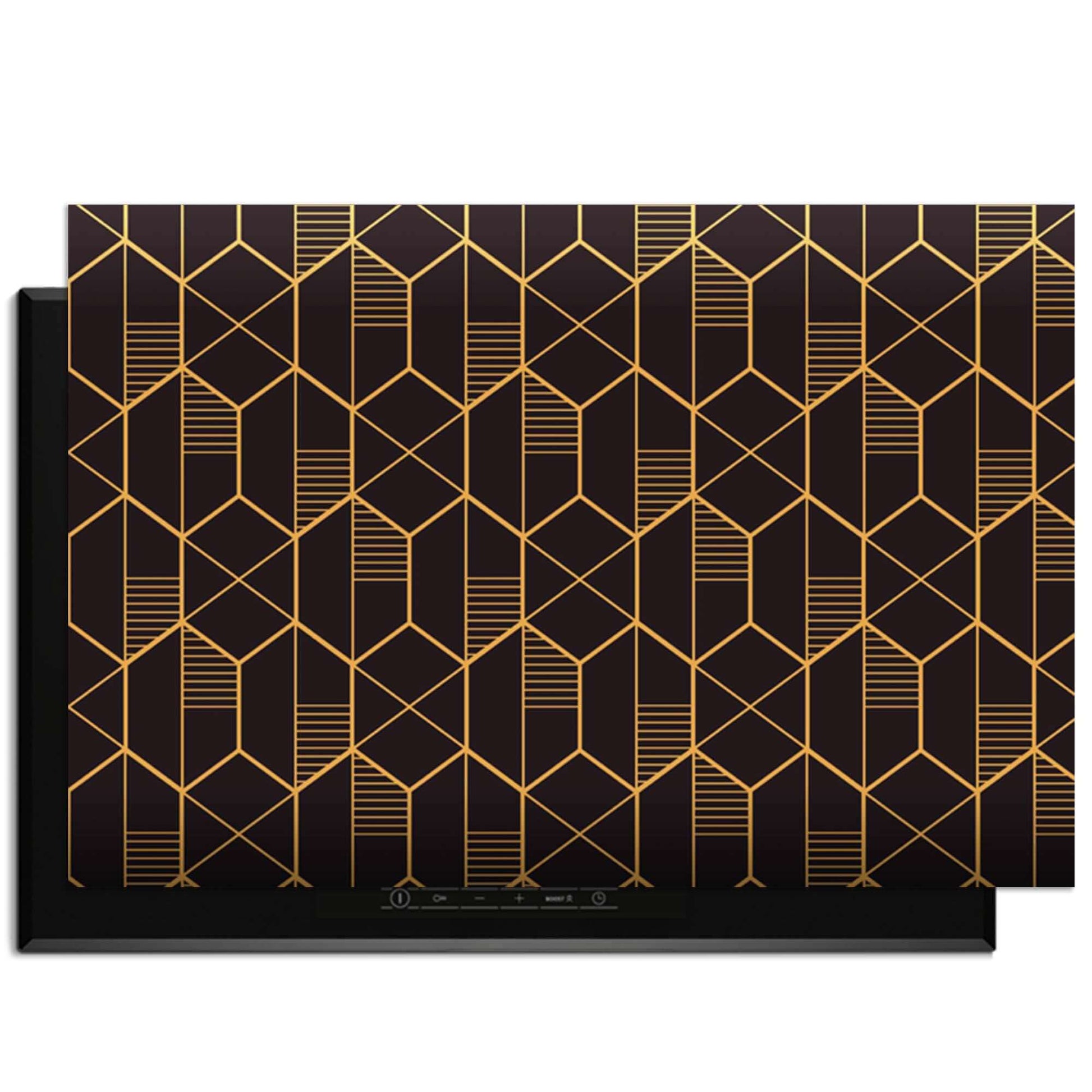 Golden Prism – Inductie Beschermer met geometrisch patroon in goud op zwart.