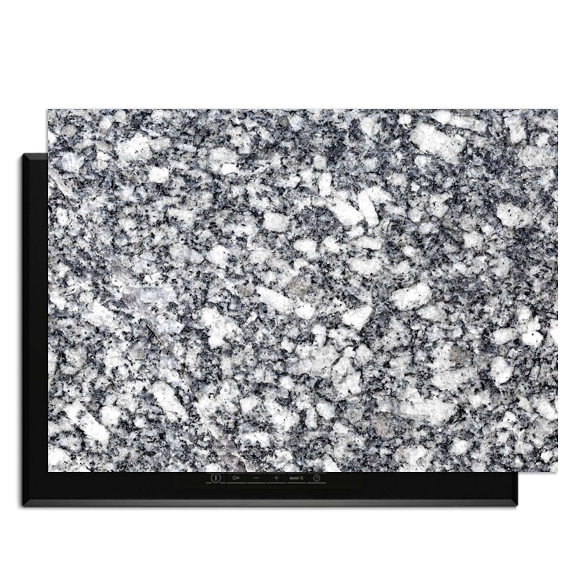 Midnight Granite - Inductie Beschermer met rijke granietstructuur, ideaal voor een luxe keuken.