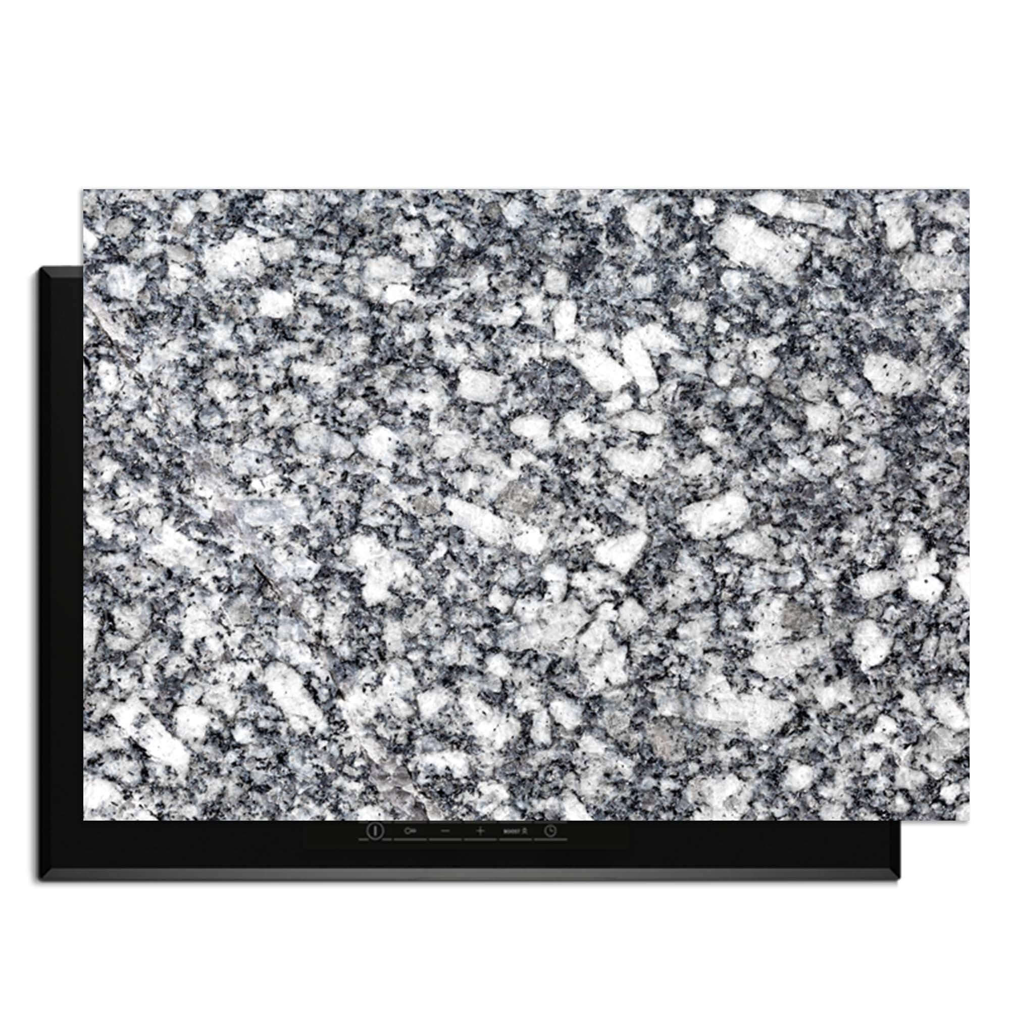 Midnight Granite - Inductie Beschermer met rijke granietstructuur, ideaal voor een luxe keuken.