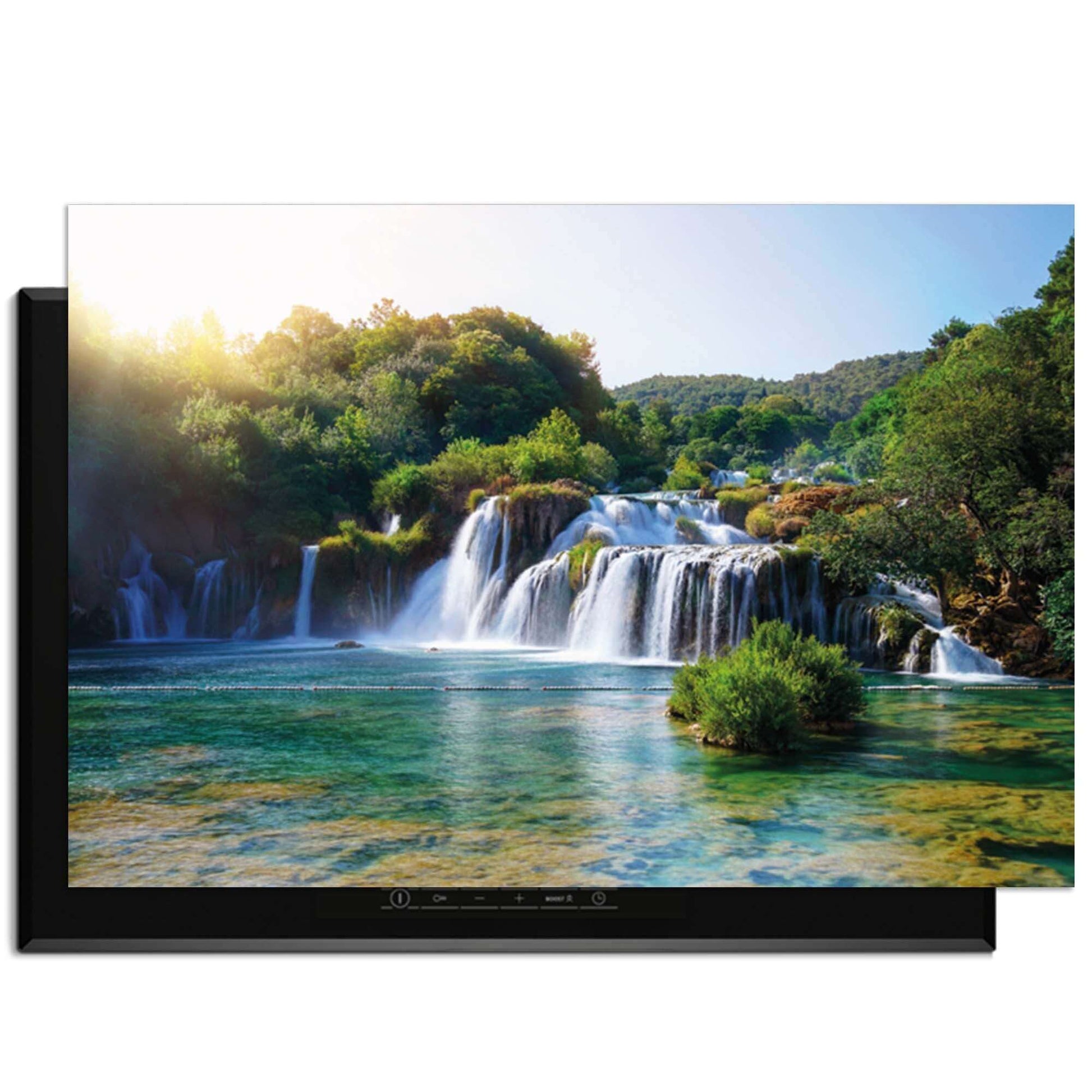 Whispering Falls – Inductie Beschermer met serene waterval in groene oase en natuurlijke uitstraling.