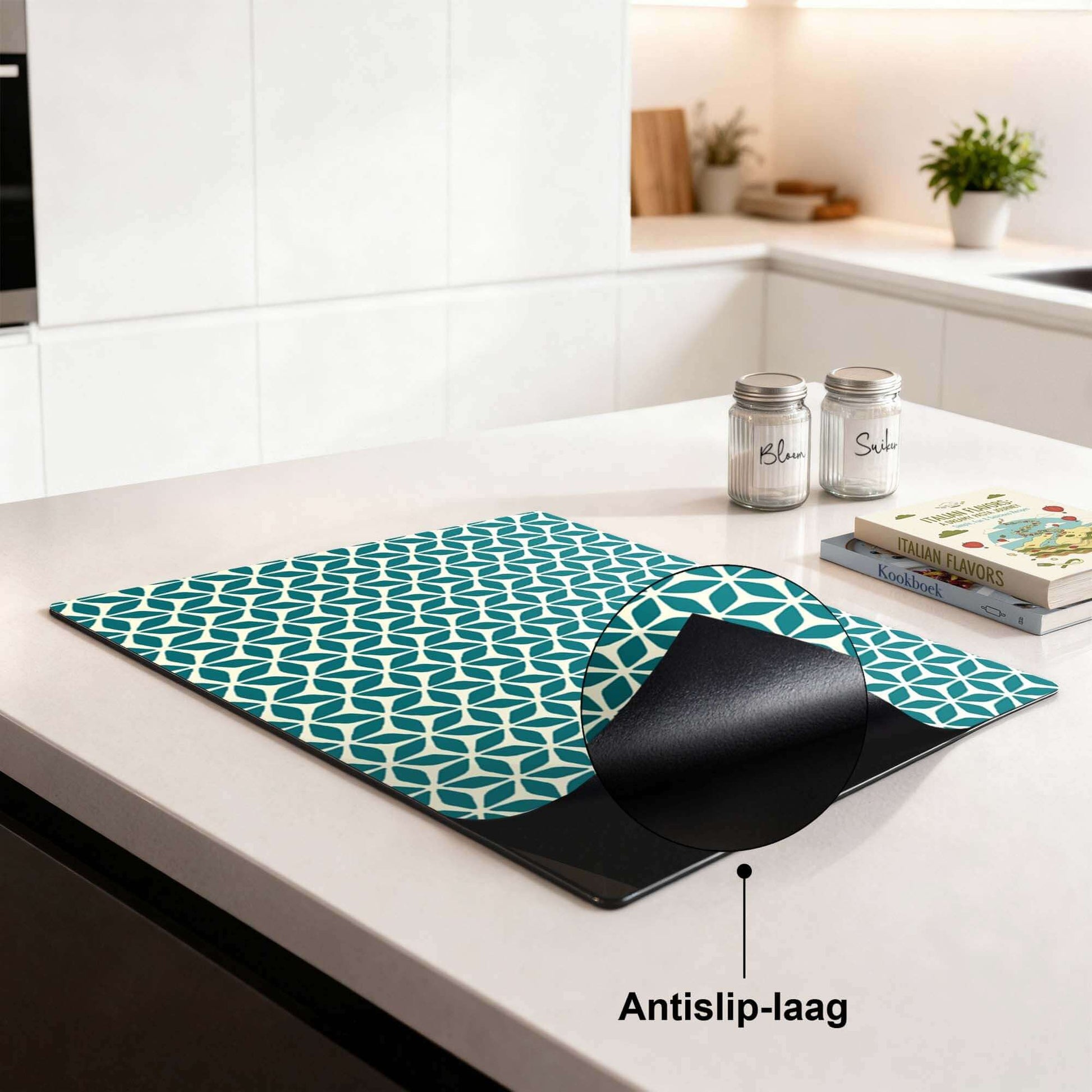 Emerald Bloom – Inductie Beschermer met antislip-laag en geometrisch patroon voor keukenbescherming.
