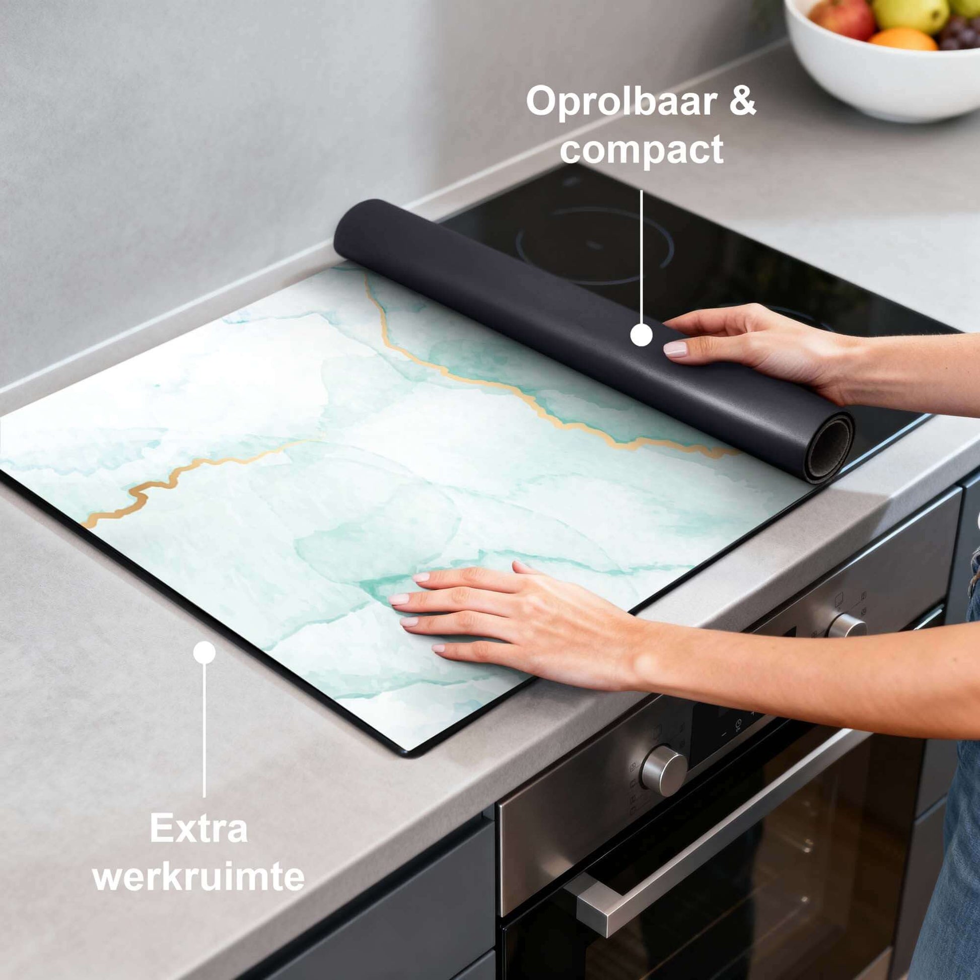 Misty Jade – Inductie Beschermer op het aanrecht, oprolbaar en compact met extra werkruimte.