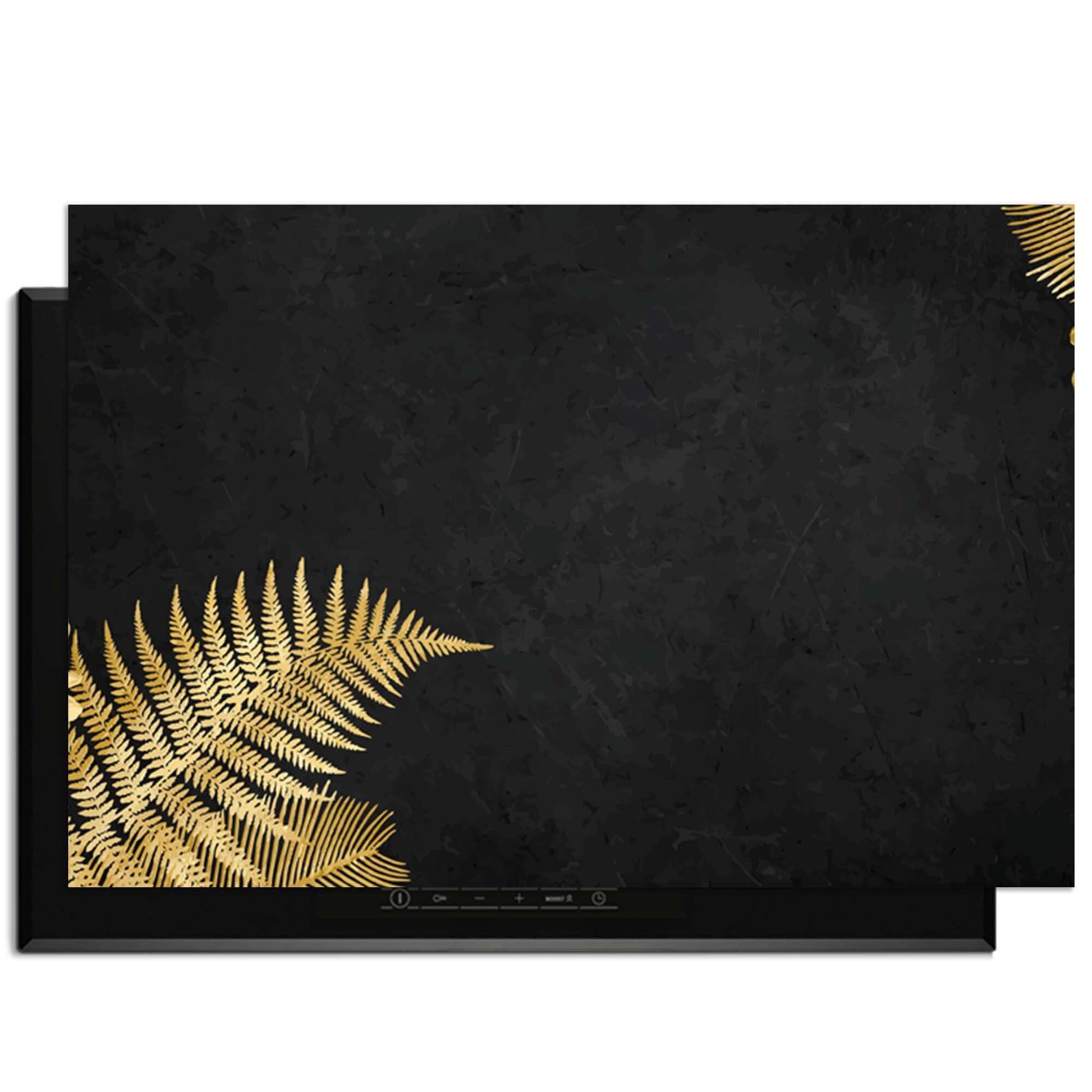 Golden Fern Touch – Inductie Beschermer met gouden varens op een zwarte achtergrond.
