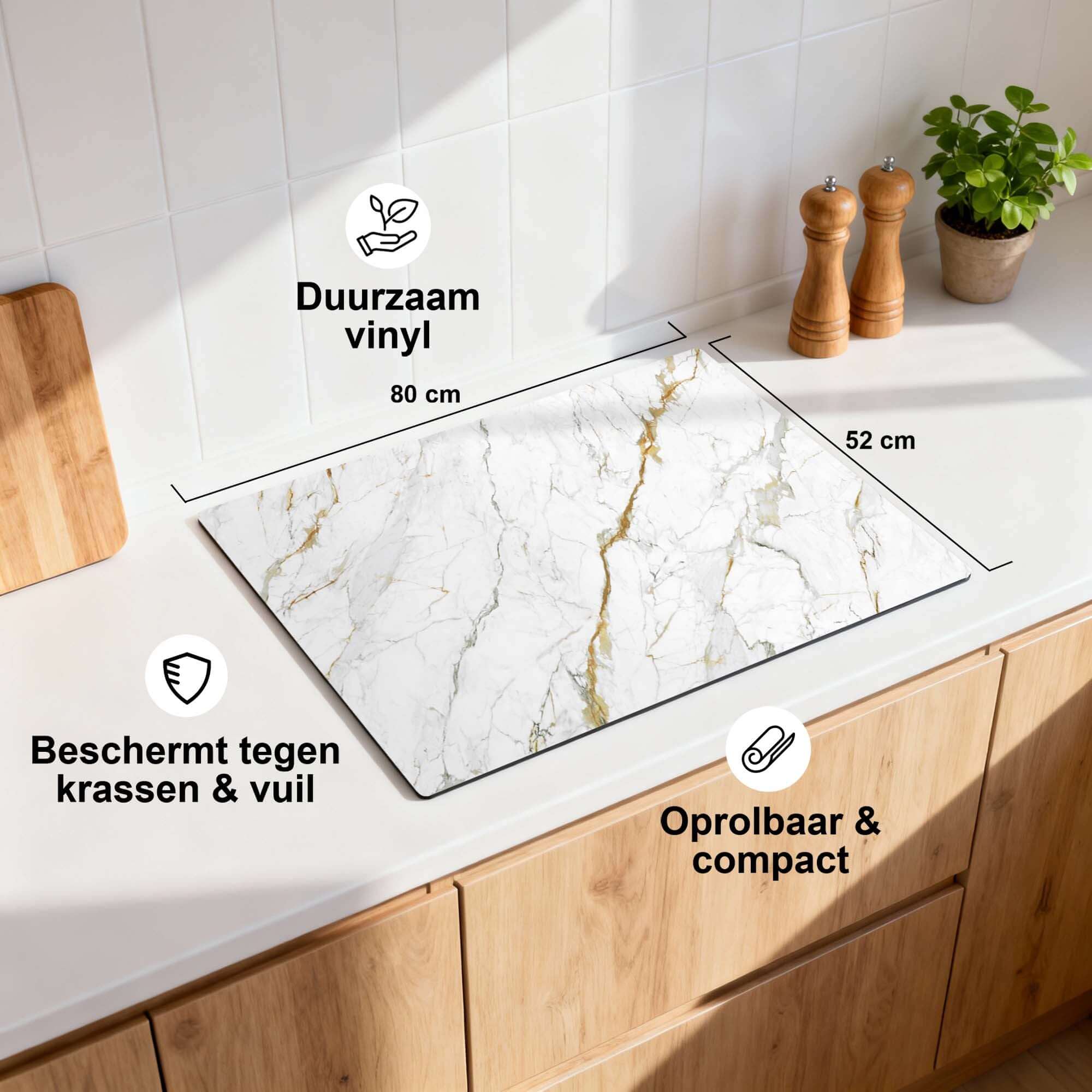 Calacatta Gold - Inductie Beschermer op een keukenblad, duurzame en stijlvolle bescherming voor de inductiekookplaat.