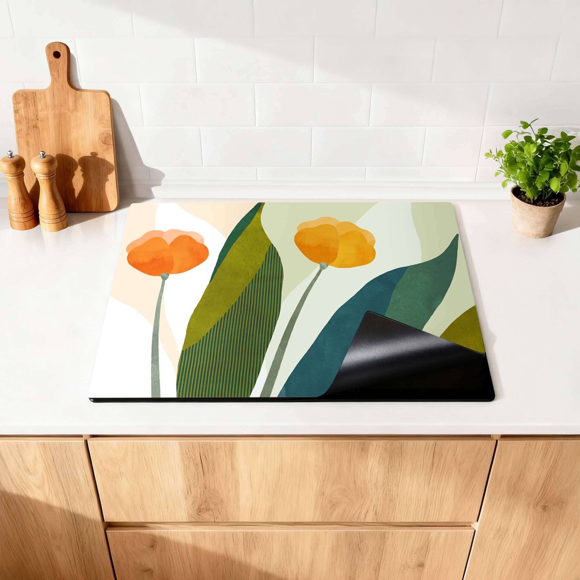 Soft Botanical collectie met zachte bloemen en diepe groentinten voor een rustgevende keukenstijl.