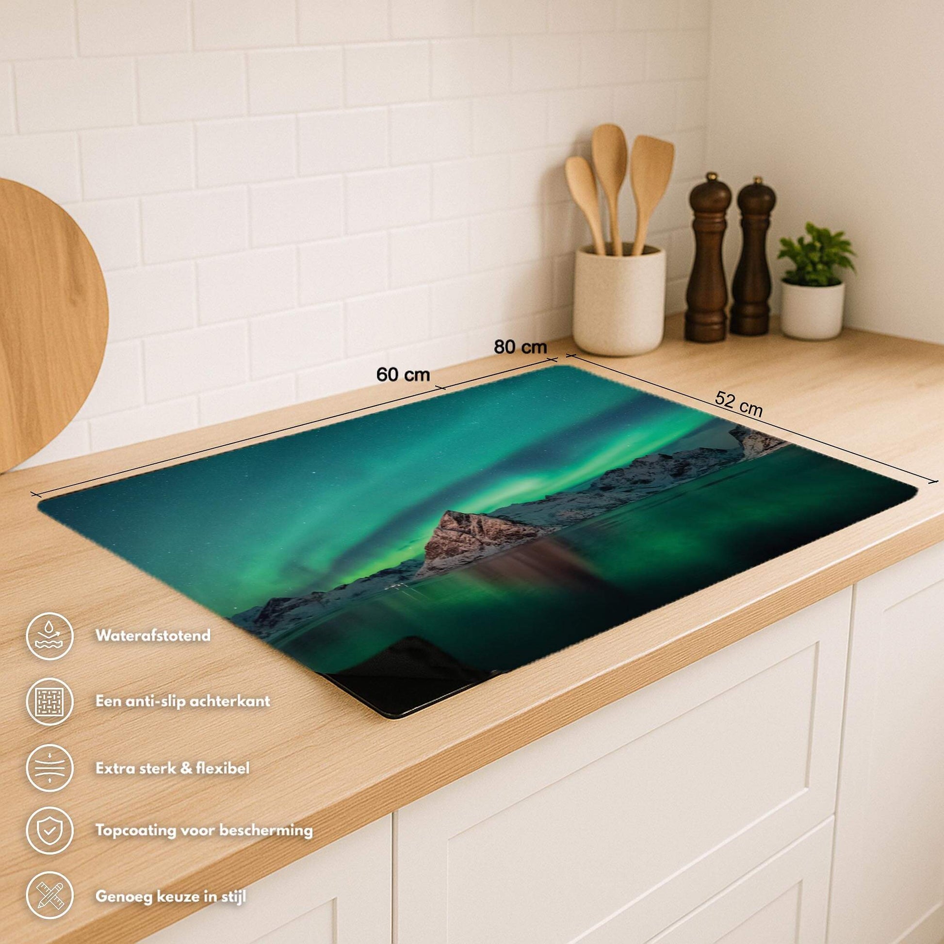 Arctic Aurora inductie beschermer met afmetingen en functies zoals waterafstotend en antislip