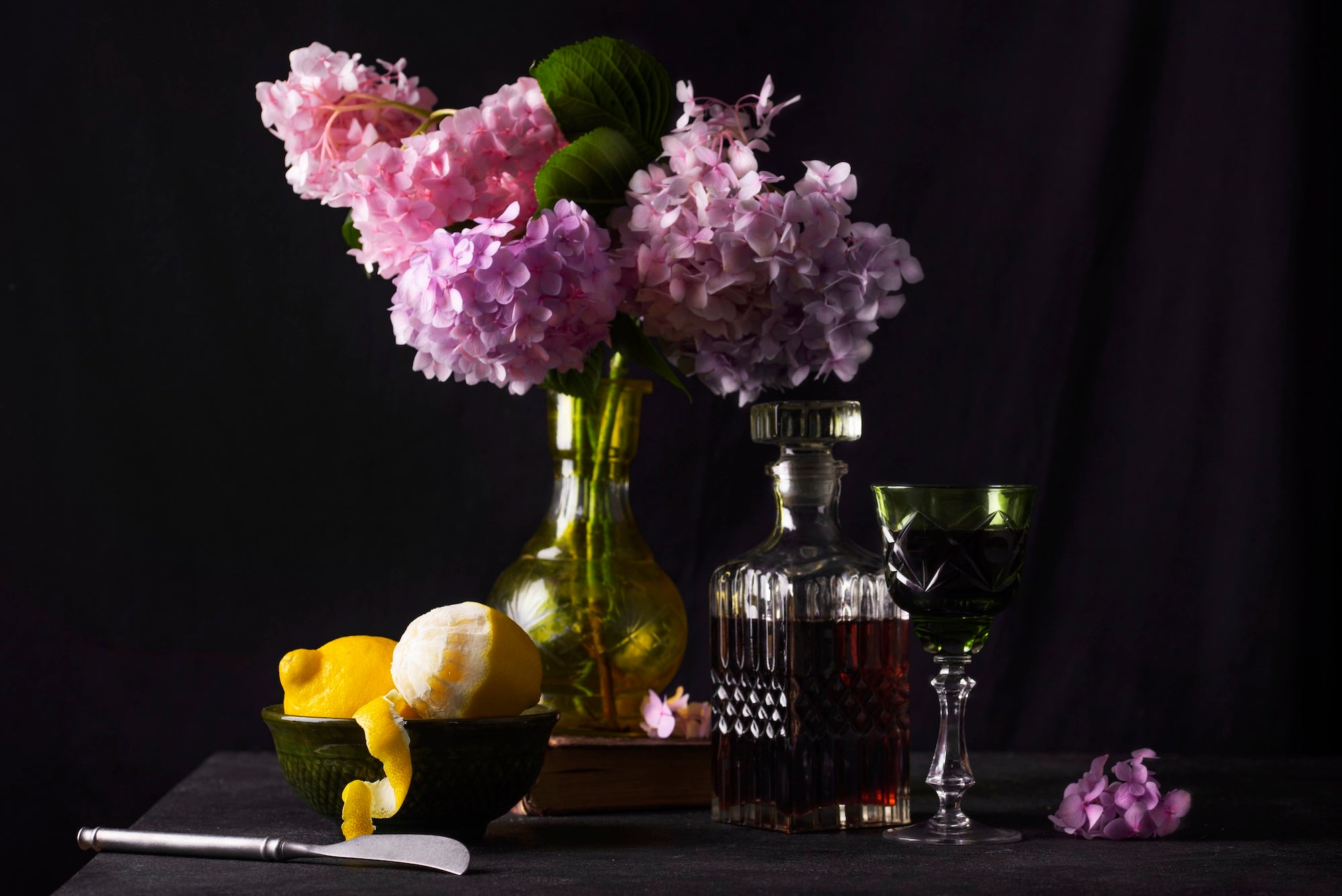 Baroque Bloom - Inductie Beschermer met zachte bloemenprint, decoratief en functioneel in landelijke of romantische keuken