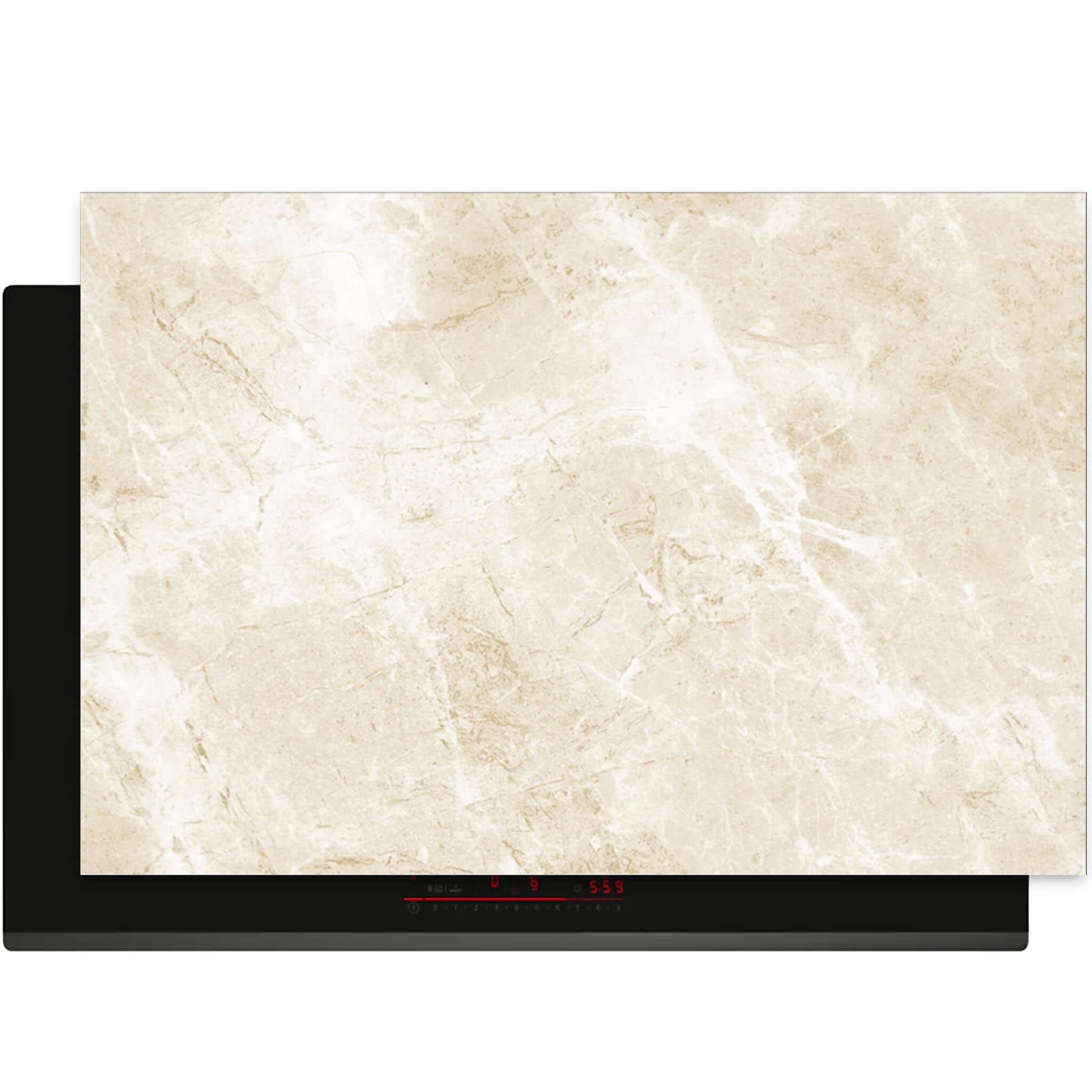 Beige Marble inductie beschermer op kookplaat van bovenaf gezien