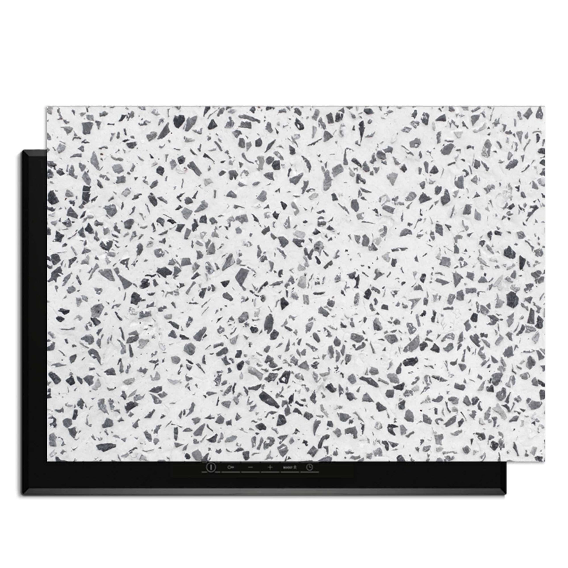 Carrara Mist - Inductie Beschermer met een elegant design van Italiaans marmer voor in de keuken.