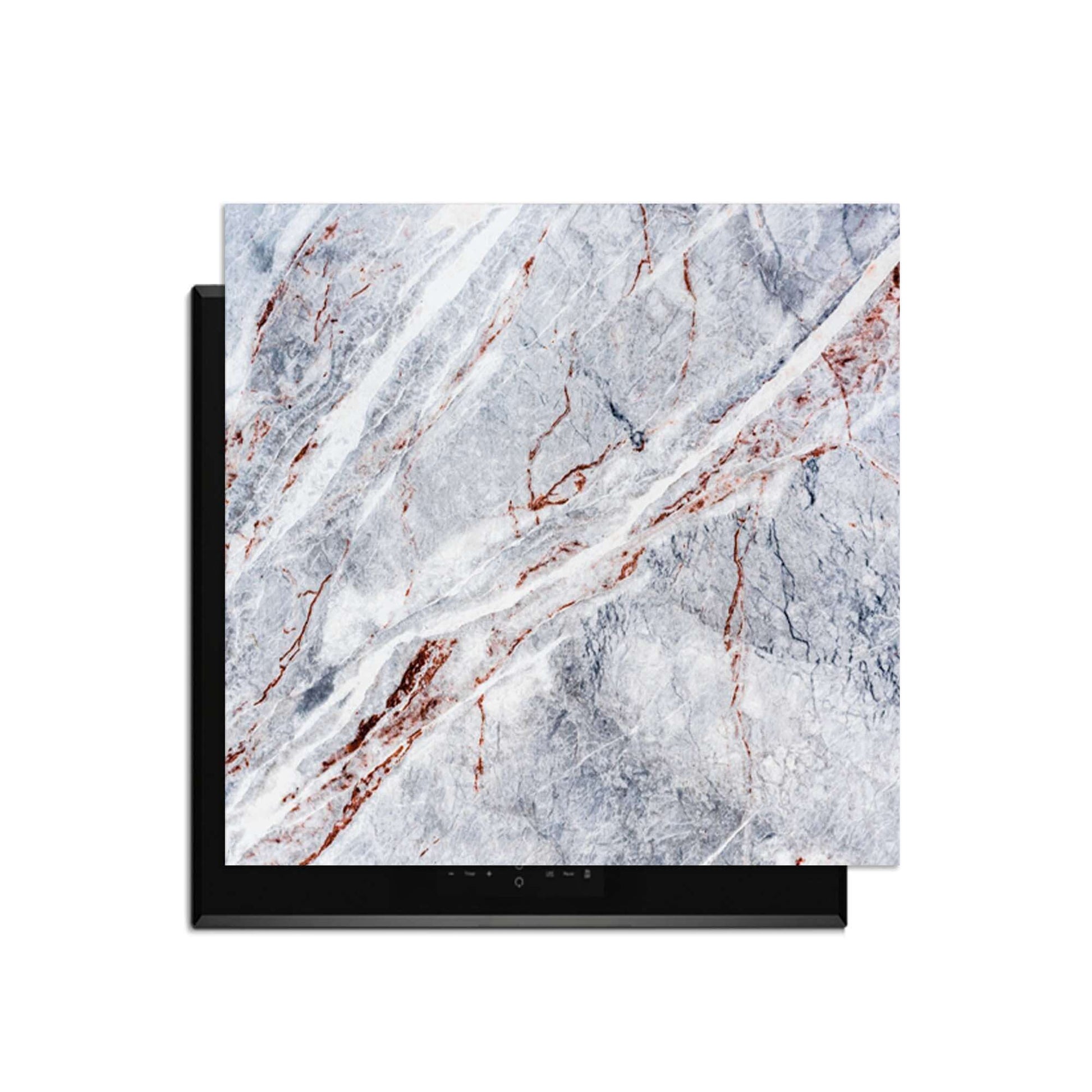 Elegantes Marmor - Induktionsschutz auf einem Induktionskochfeld für ein luxuriöses Aussehen in der Küche.