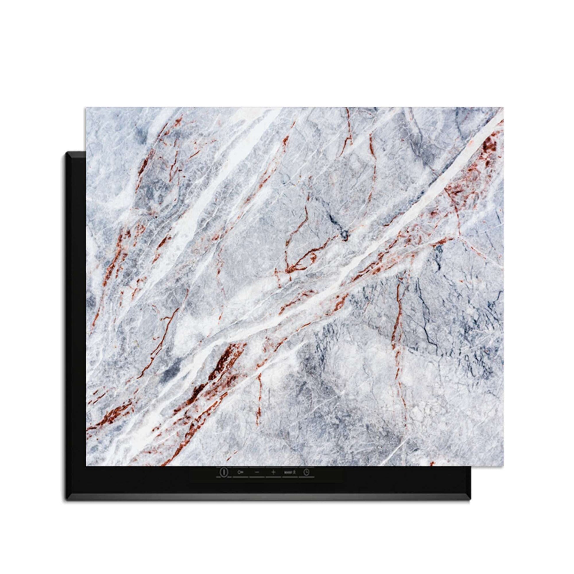 Elegantes Marmor - Induktionsschutz auf einem Induktionskochfeld für ein luxuriöses Küchenbild.