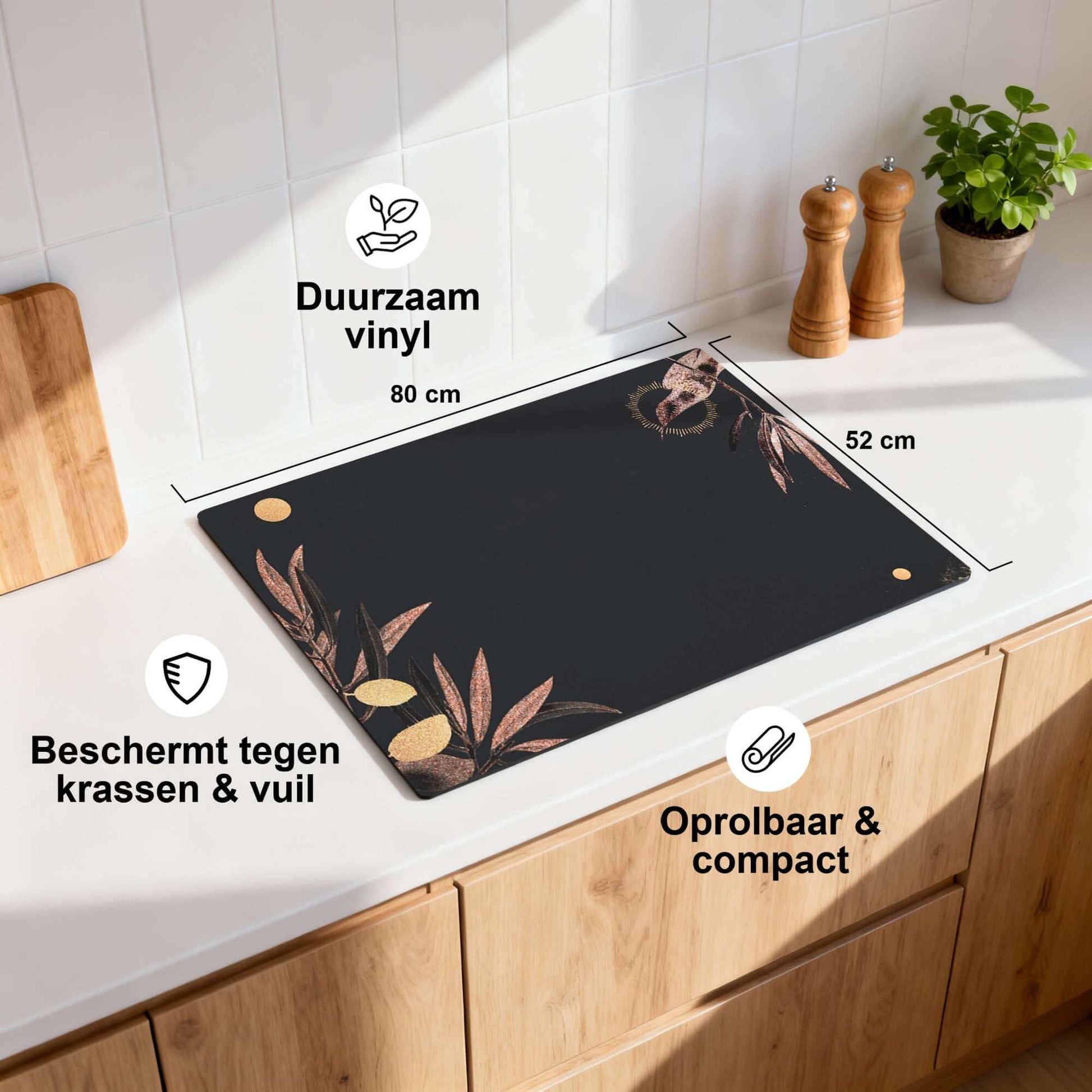 Golden Olive - Inductie Beschermer op een keukenblad, duurzaam vinyl, beschermt tegen krassen en vuil.