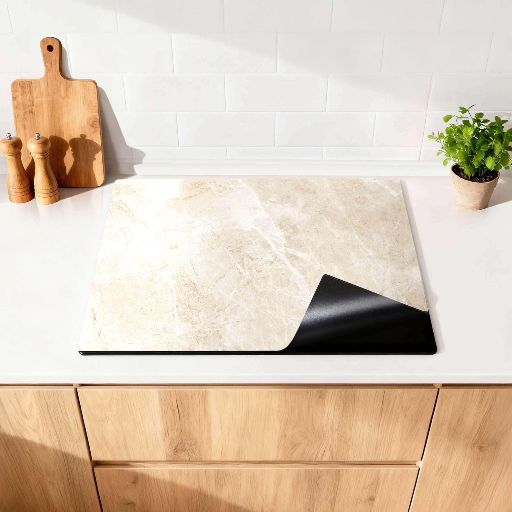 Beige Marble – Inductie Beschermer voor luxe en stijlvolle keukeninrichting.