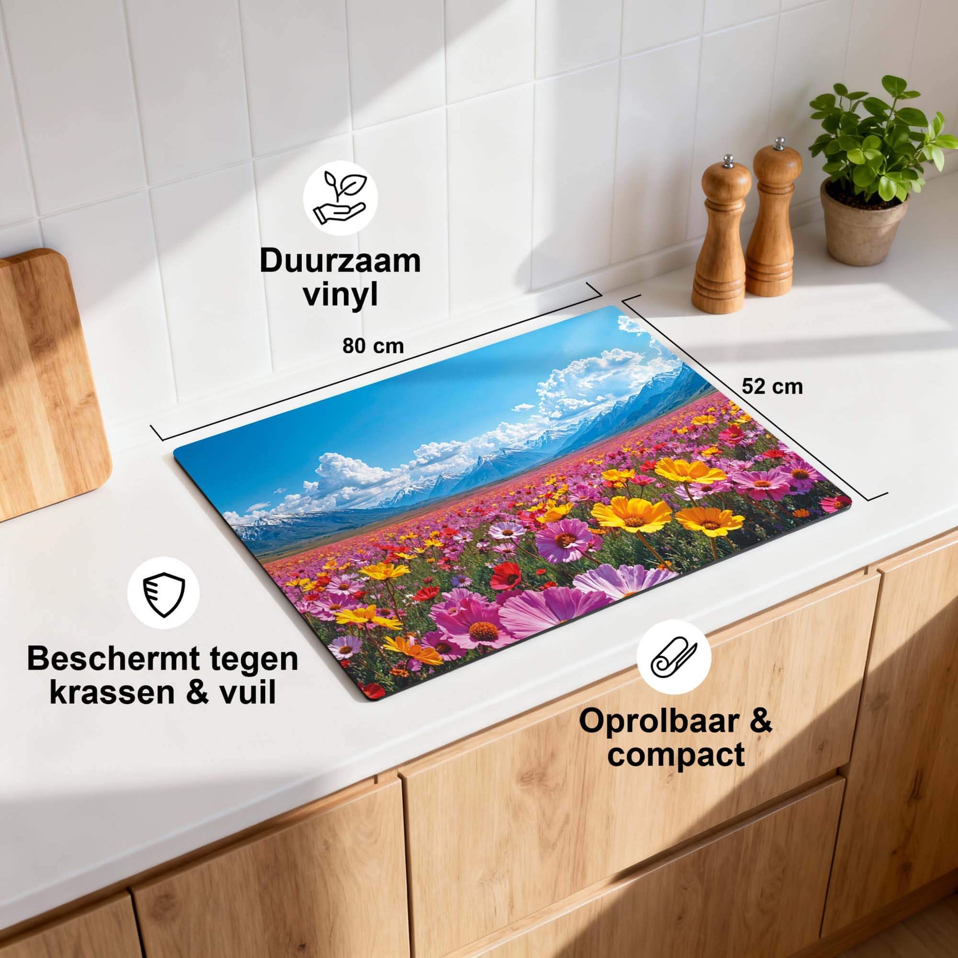 Blooming Horizon – Inductie Beschermer met kleurrijke bloemen en bergen, ideaal voor bescherming in de keuken.