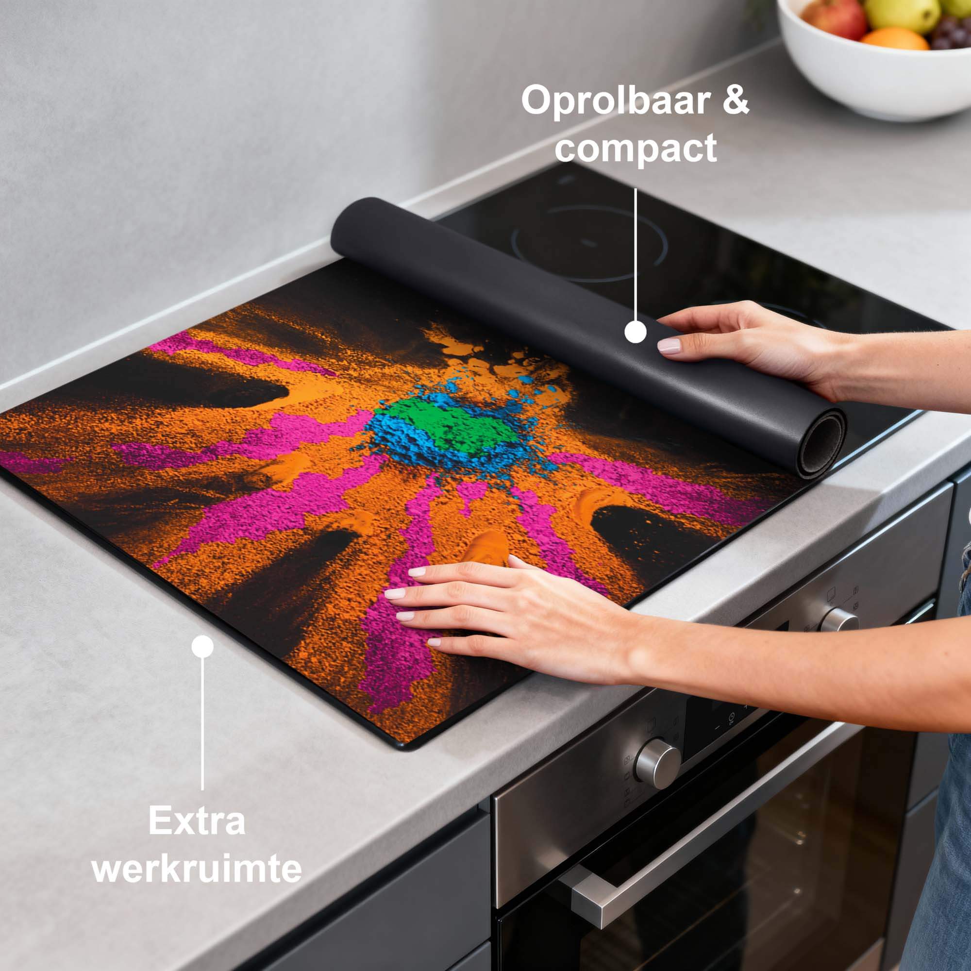 Kleurige Color Bust - Inductie Beschermer op kookplaat, oprolbaar en compact voor extra werkruimte.