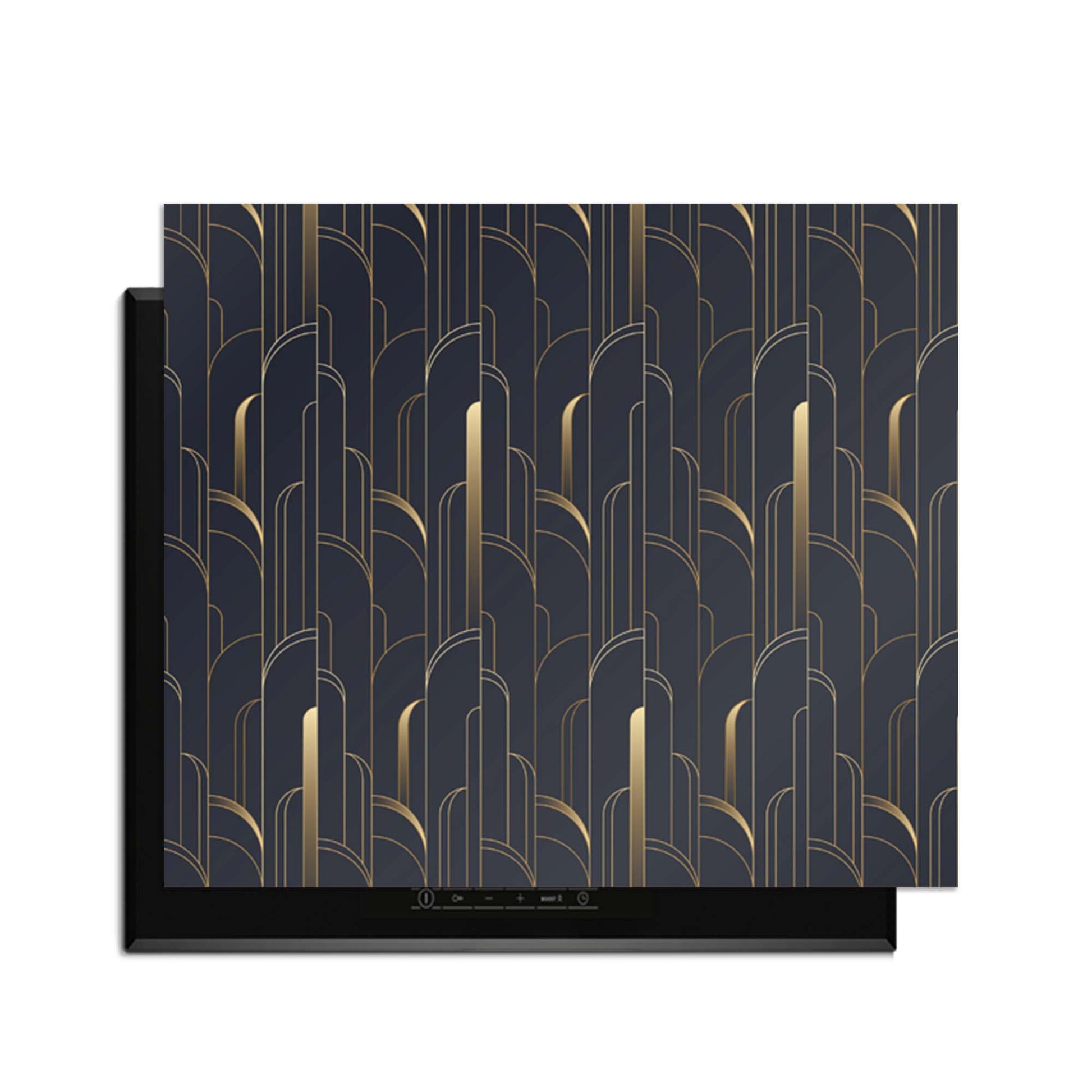 Art Deco Lines – Inductie Beschermer met geometrisch patroon in goudtinten voor luxe keukenbescherming.
