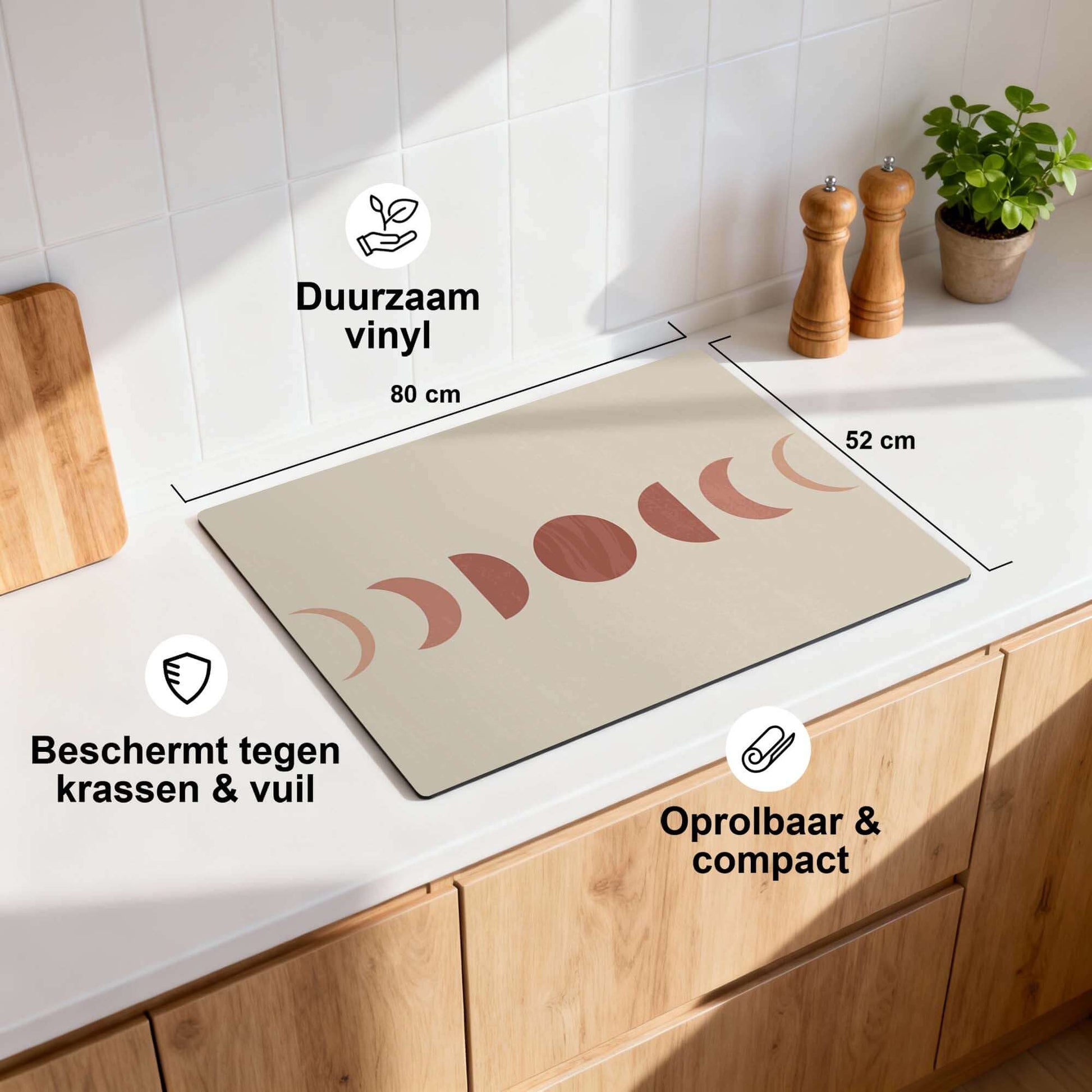 Lunar Rhythm – Japandi Inductie Beschermer, duurzaam vinyl, biedt bescherming tegen krassen en vuil, compact en oprollbaar.