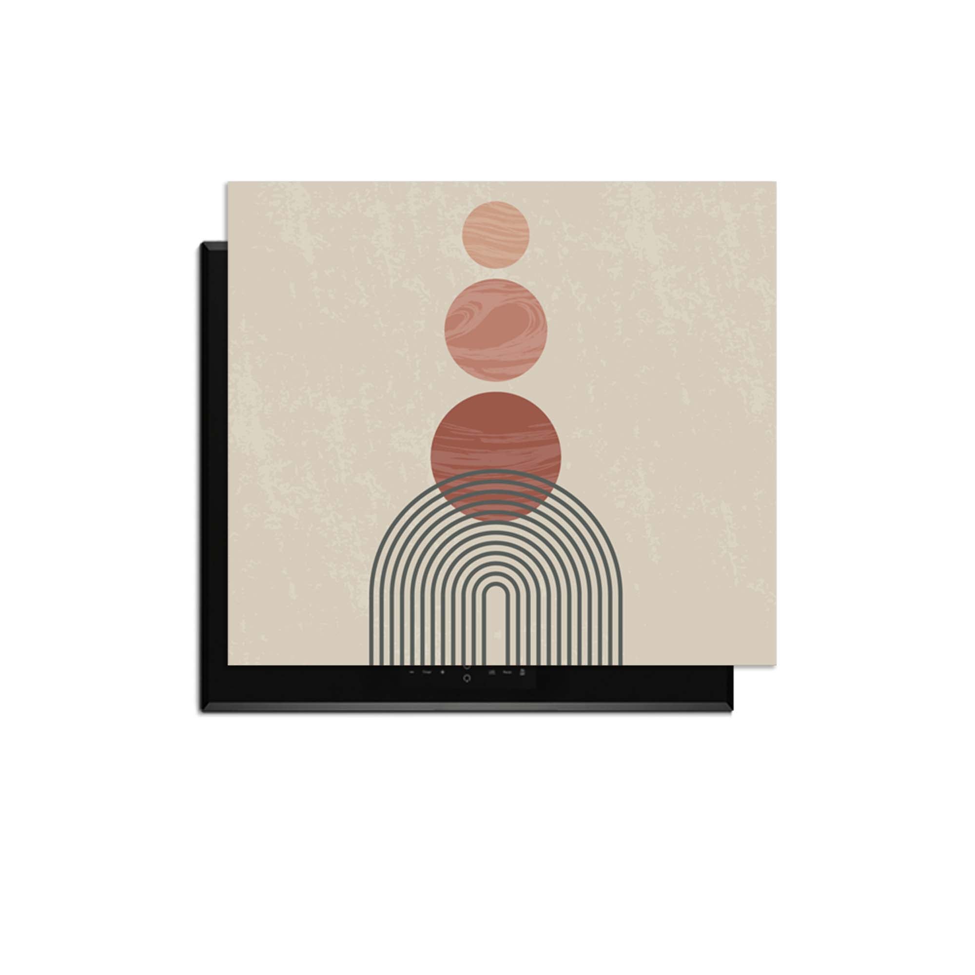 Zen Circles – Japandi Inductie Beschermer met moderne grafische cirkels in warme tinten.