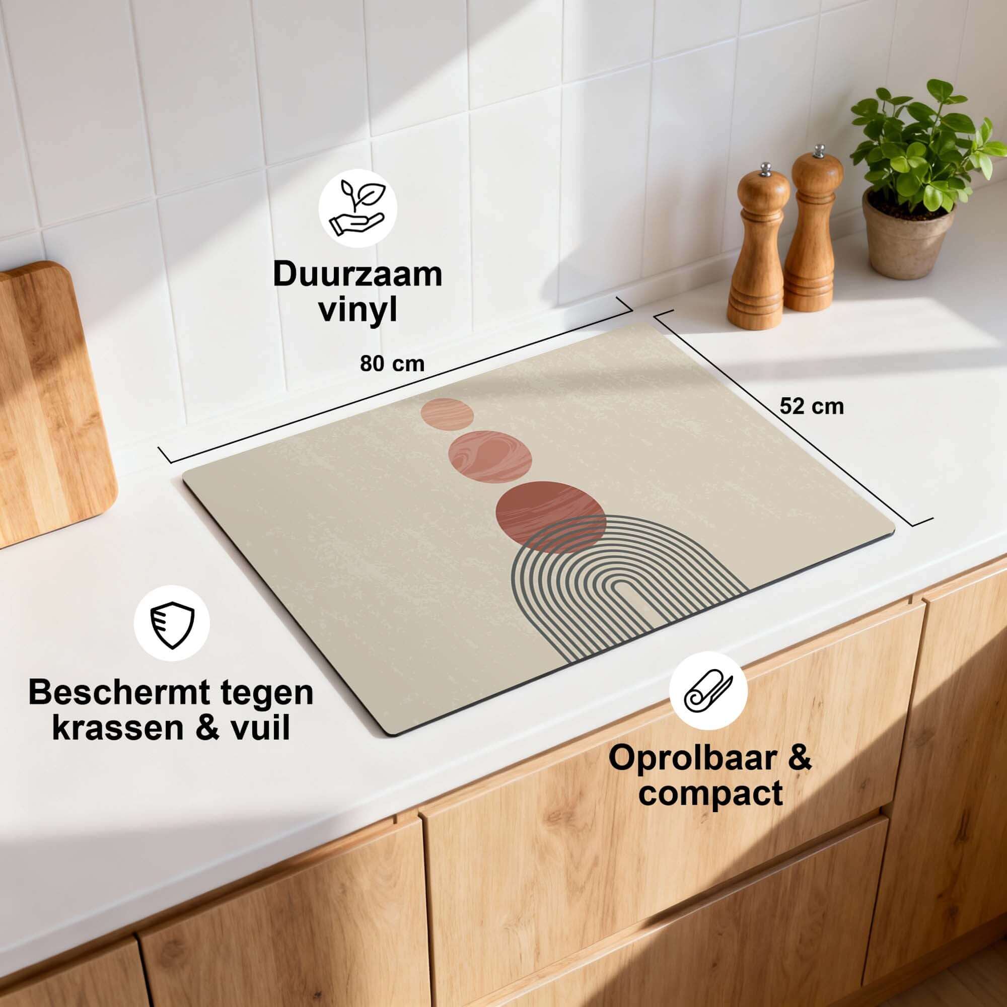 Zen Circles – Japandi Inductie Beschermer, duurzaam vinyl, 80x52 cm, bescherming tegen krassen en vuil.