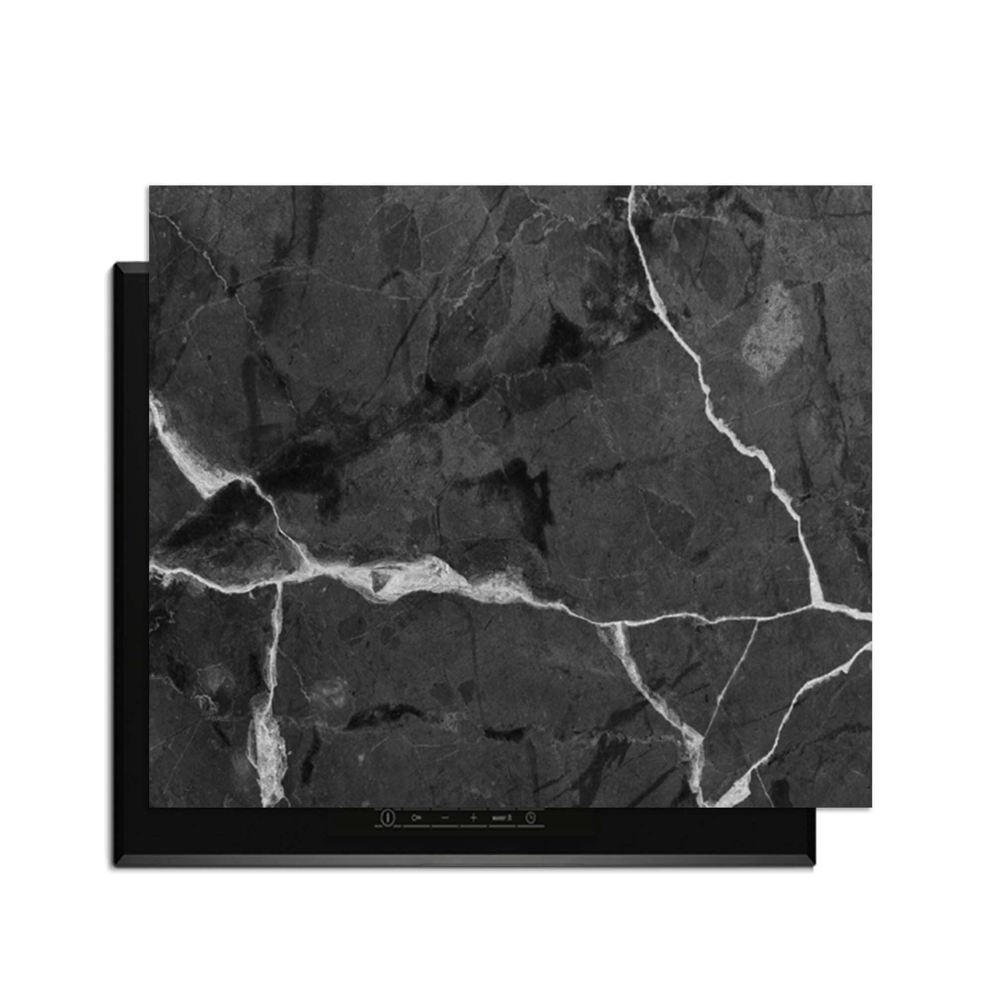 Black Marble – Inductie Beschermer met luxe zwart marmerdesign en antislip-laag voor kookplaat bescherming.