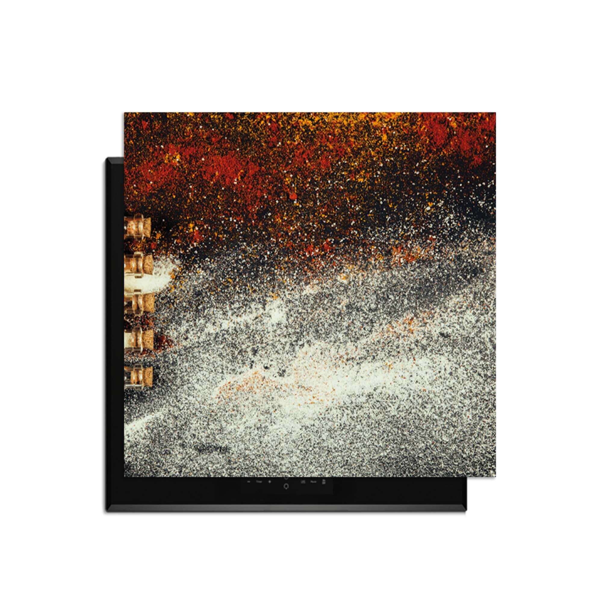 Spice Bottles – Inductie Beschermer met kleurrijk design voor een stijlvolle keuken.