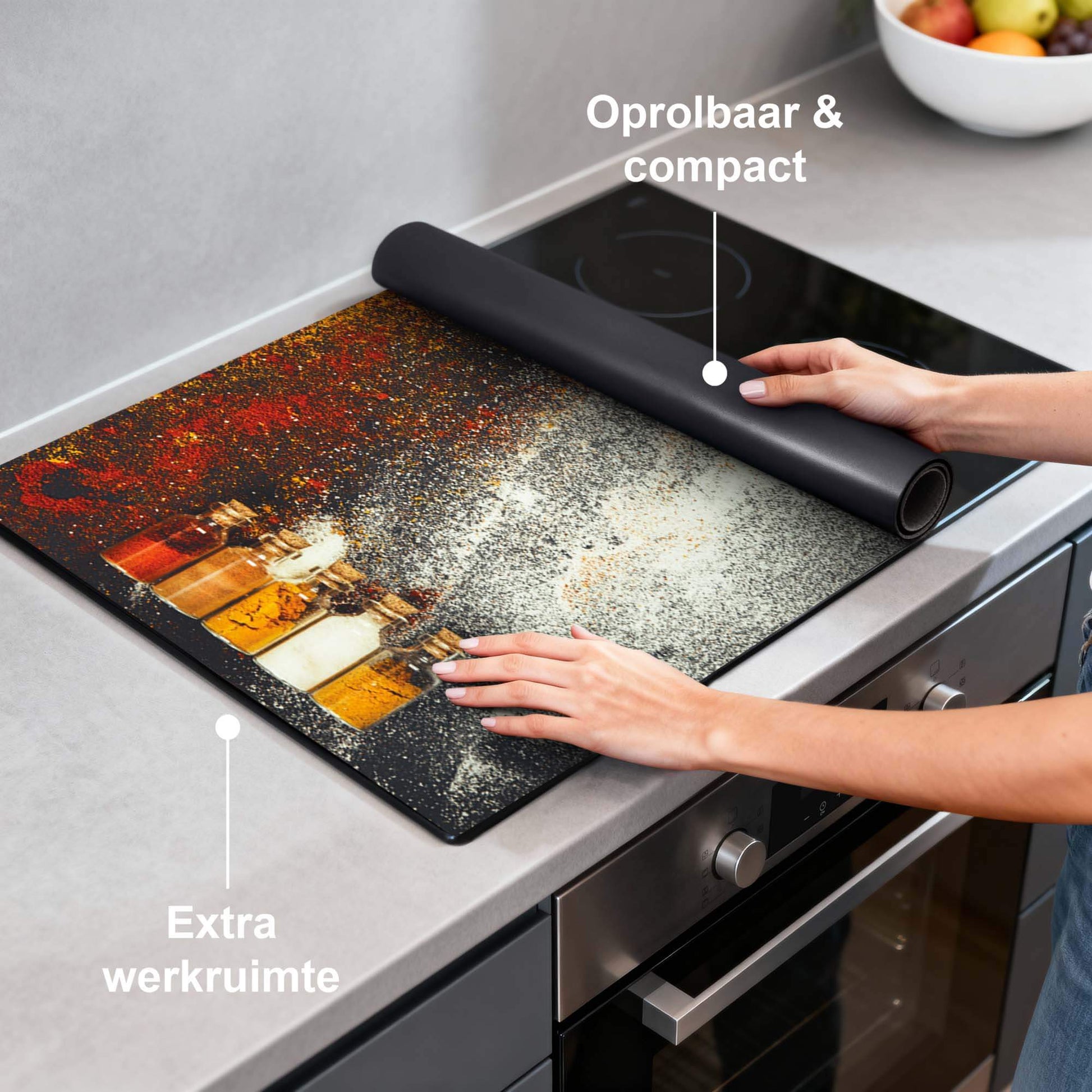 Spice Bottles – Inductie Beschermer op rol, extra werkruimte en kleurrijk design voor de keuken.