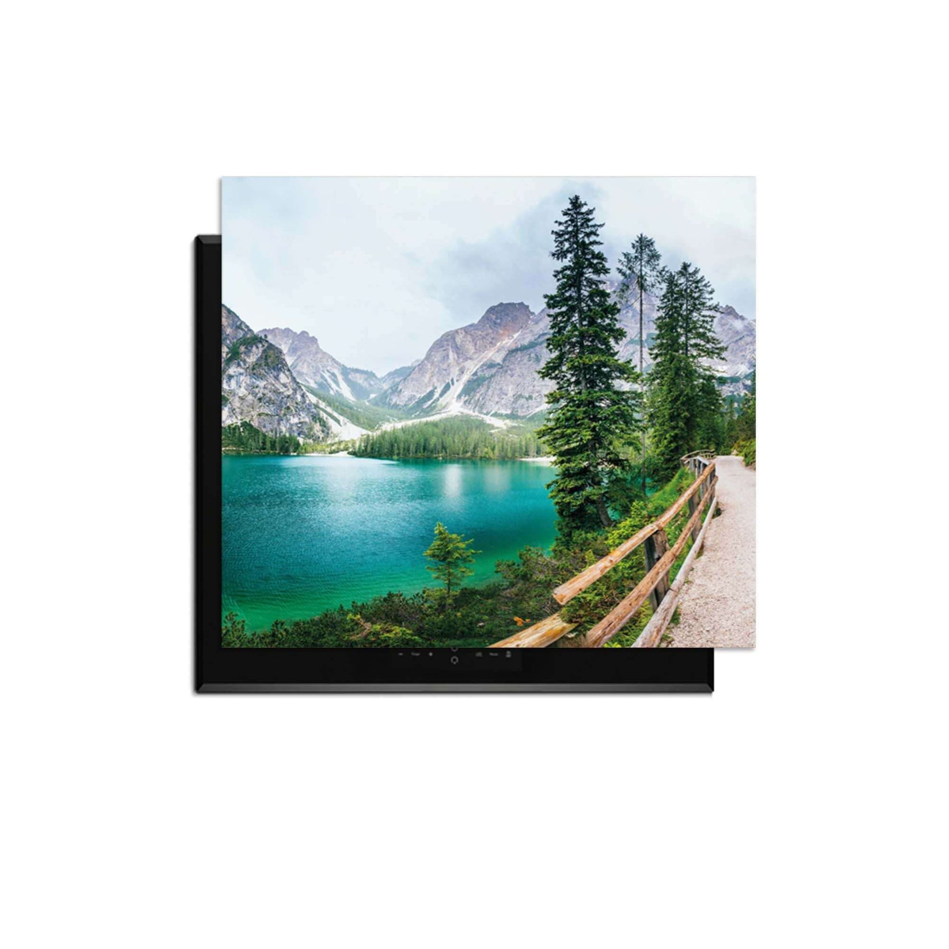 Emerald Lake Serenity - Induction Protector mit idyllischen Grüntönen und ruhigen Bergen.