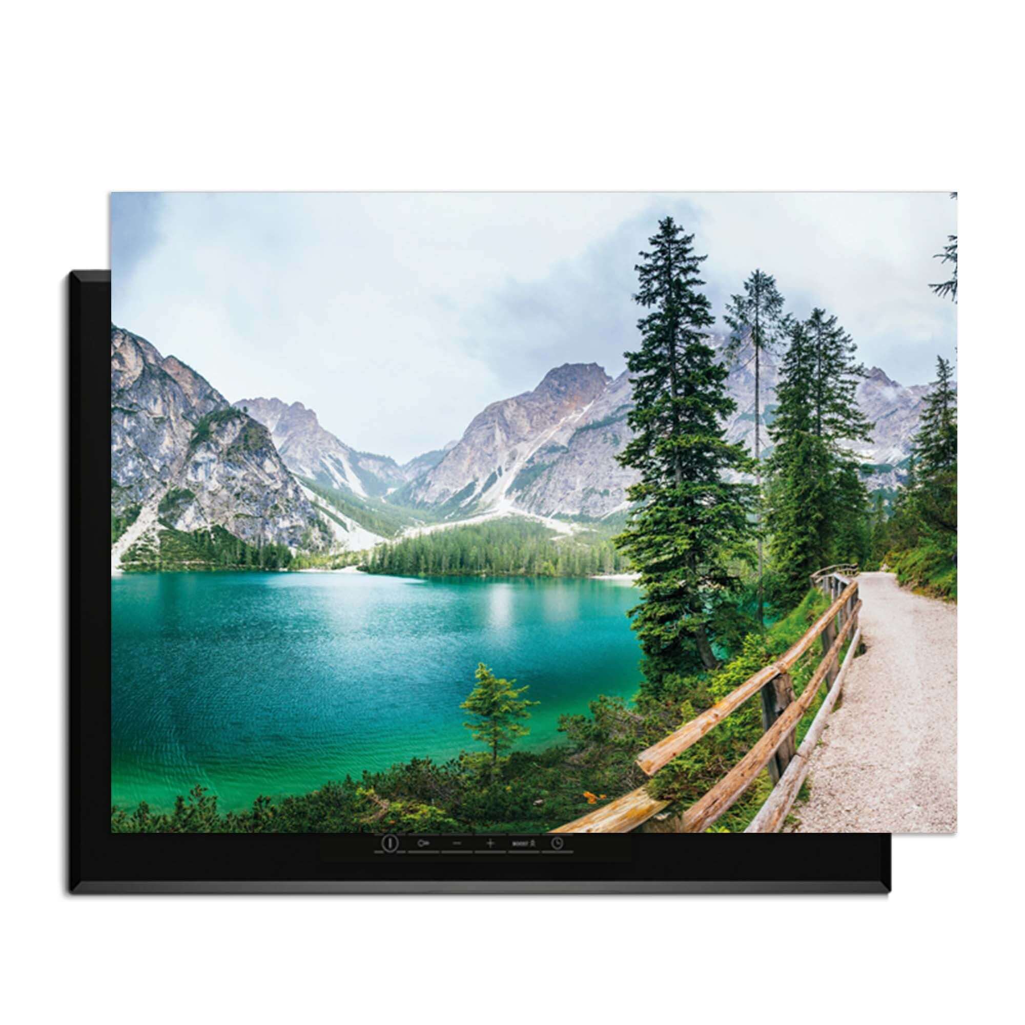 Emerald Lake Serenity - Induktionswächter mit ruhigem Blick auf den Bergsee und die Natur.