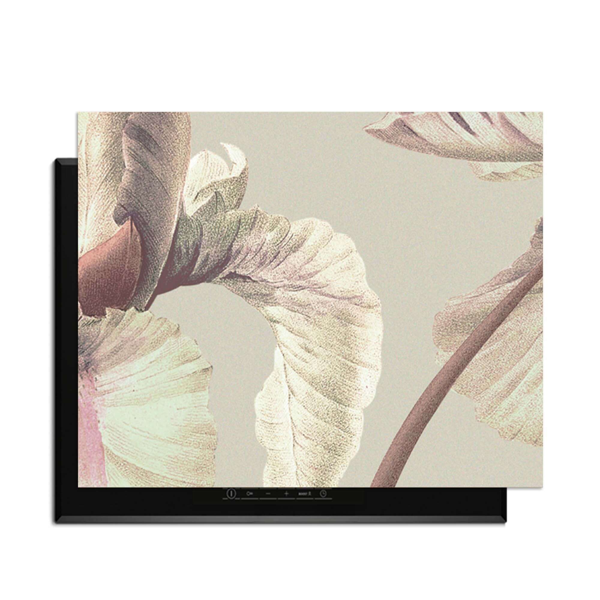 Blush Iris – Inductie Beschermer met elegant bloemenontwerp en pastelkleuren voor een stijlvolle keuken.