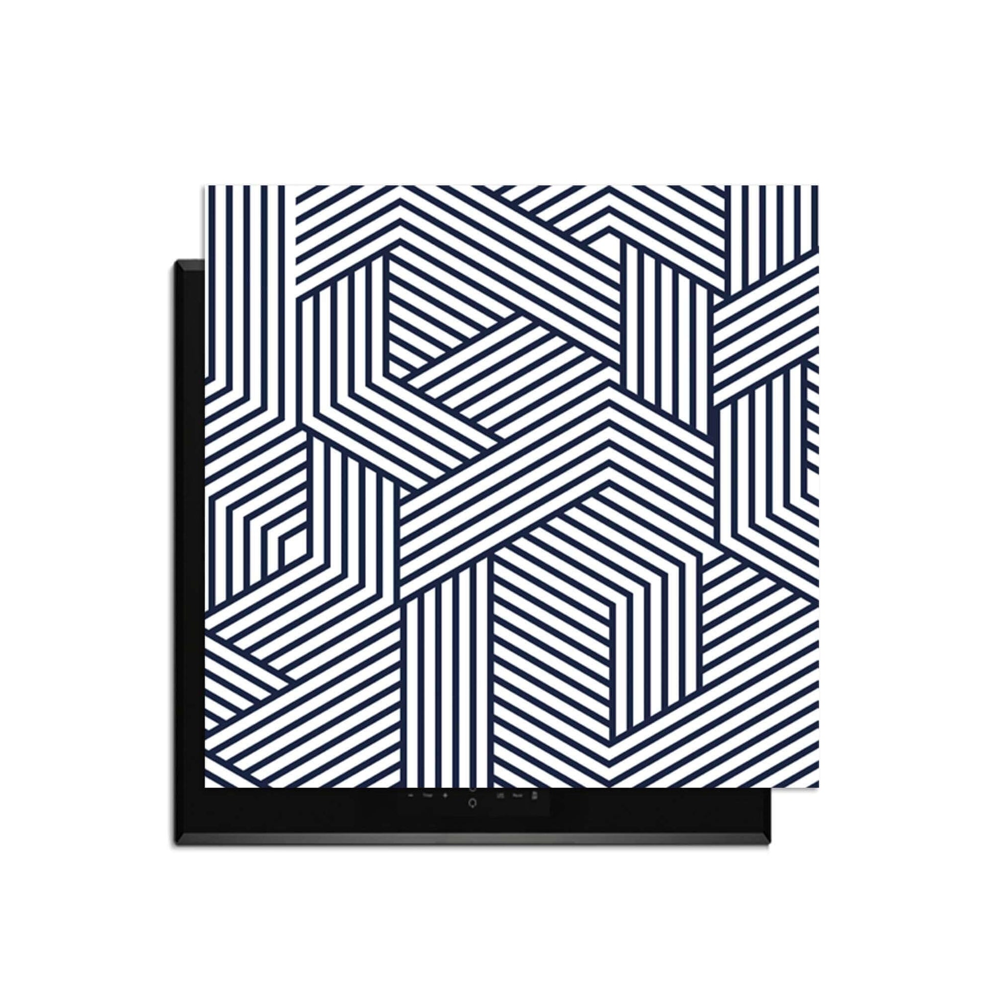 Linear Labyrinth – Inductie Beschermer met geometrisch zwart-wit lijnenpatroon voor een moderne uitstraling.