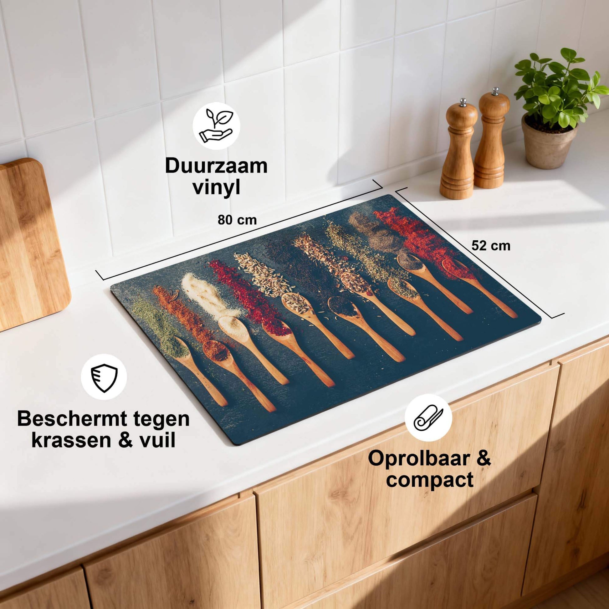 Spice Palette – Inductie Beschermer op een aanrecht met kruidenlepels, duurzaam en compact.