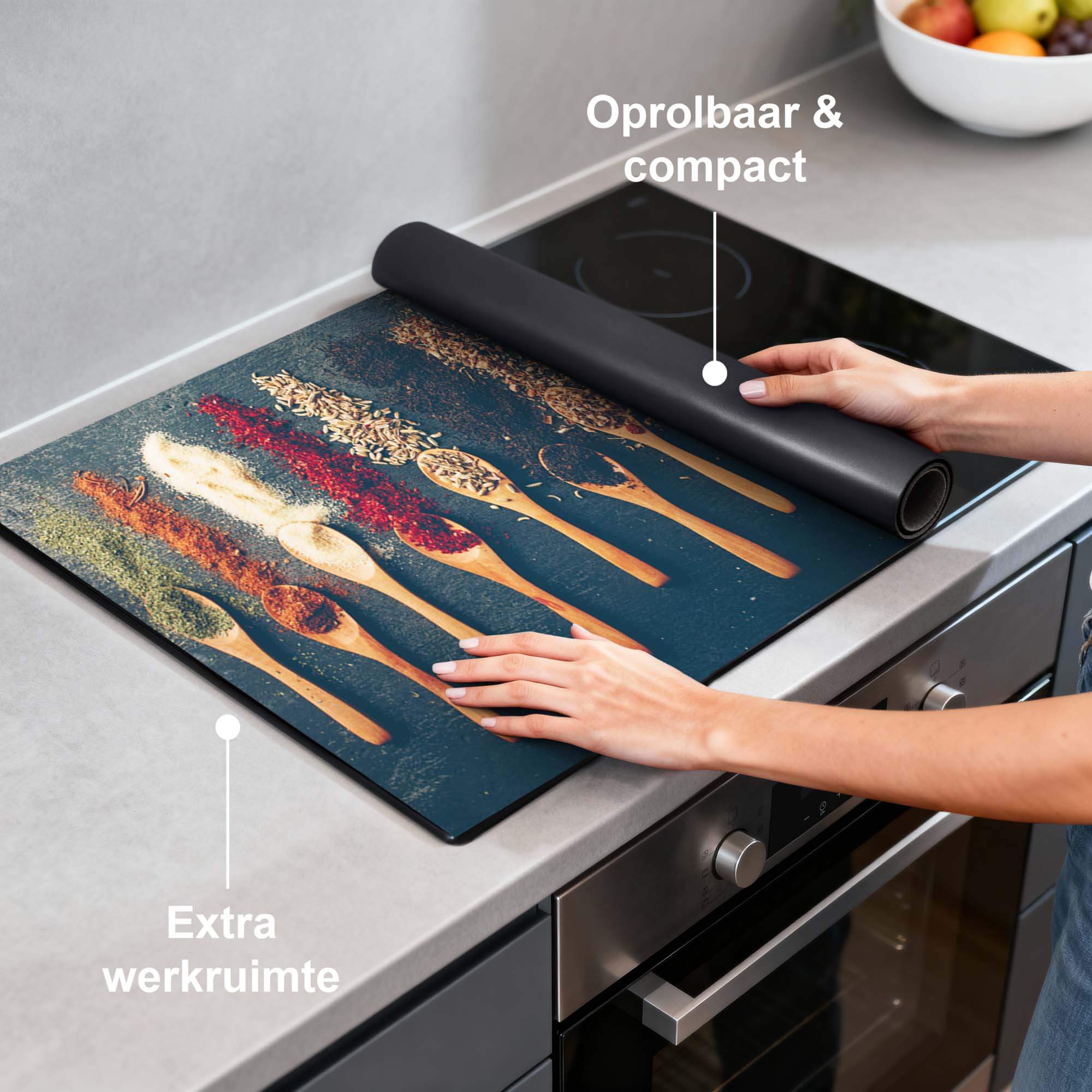 Spice Palette – Inductie Beschermer, oprolbaar en compact voor extra werkruimte in de keuken.