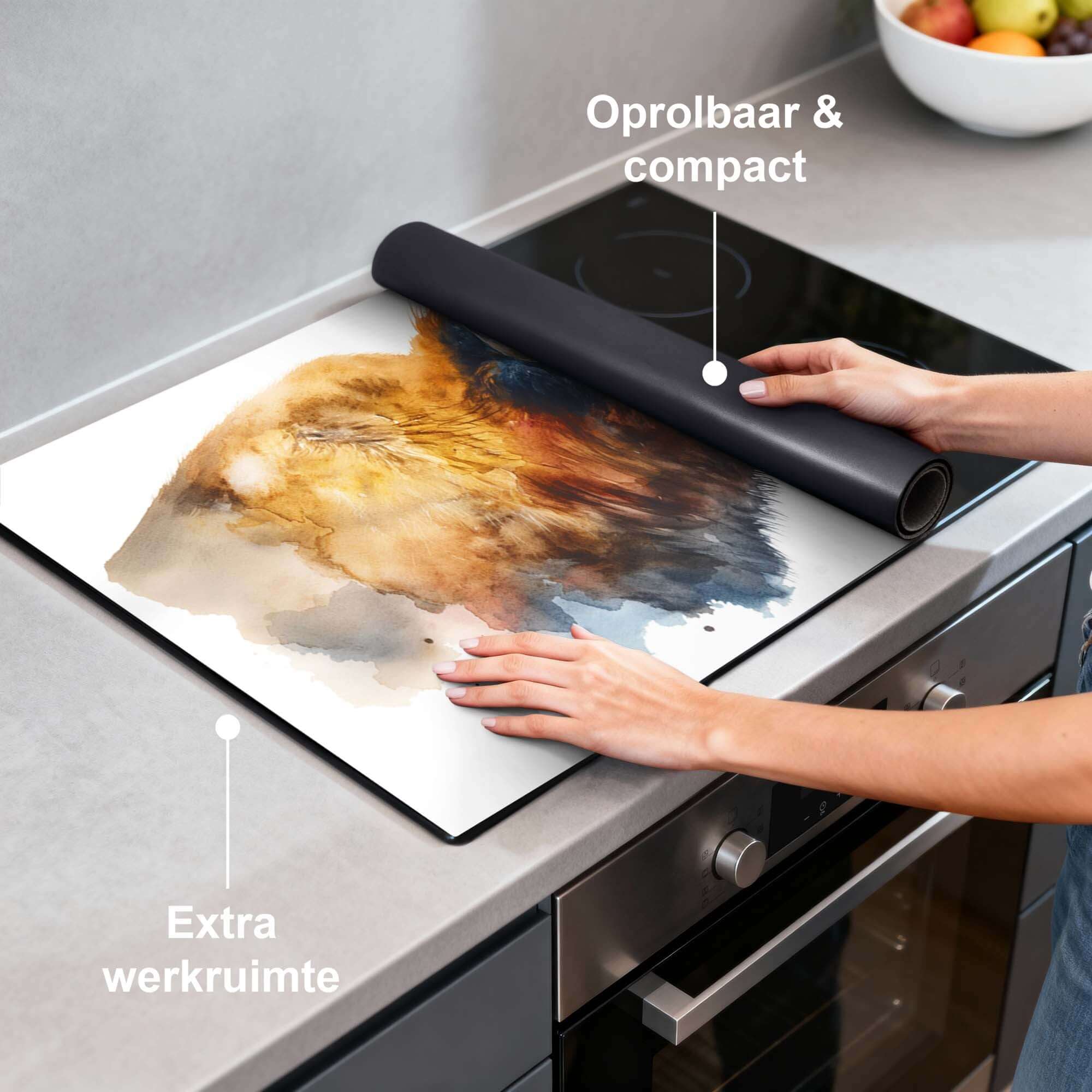 Majestic Bison - Inductie Beschermer op een keukenaanrecht, oprolbaar en compact voor extra werkruimte.