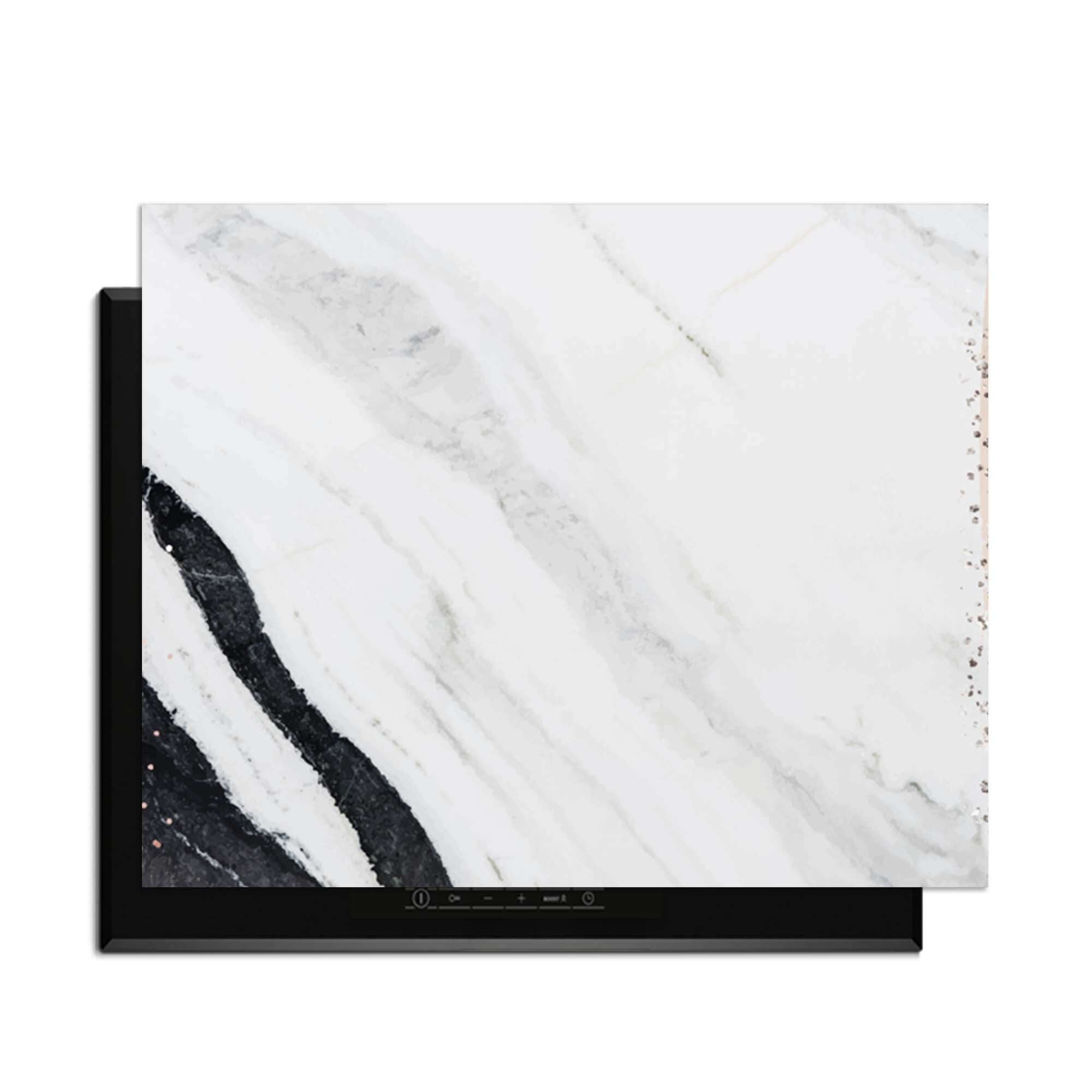 Marble Blush - Inductie Beschermer met luxe marmerlook in blush- en bronsdetails voor elegante keukenbescherming.