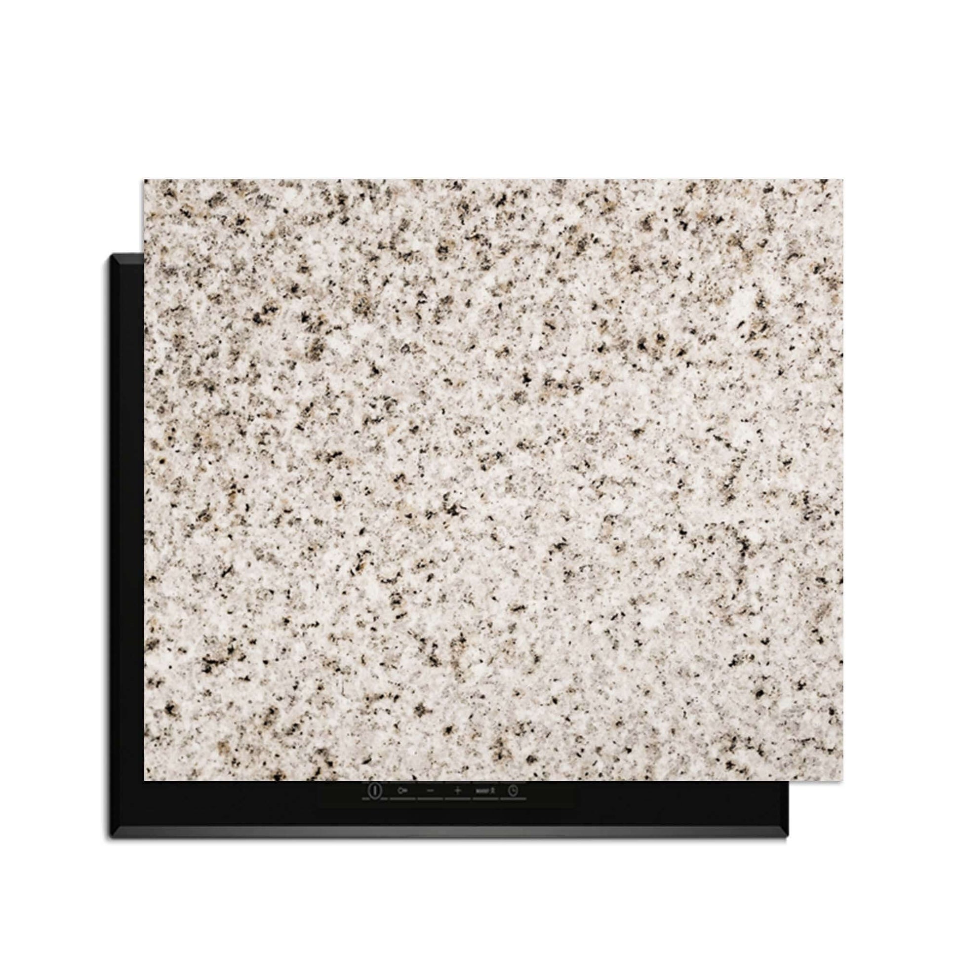 Almond Granite - Inductie Beschermer bovenop inductiekookplaat voor bescherming en stijl in de keuken.