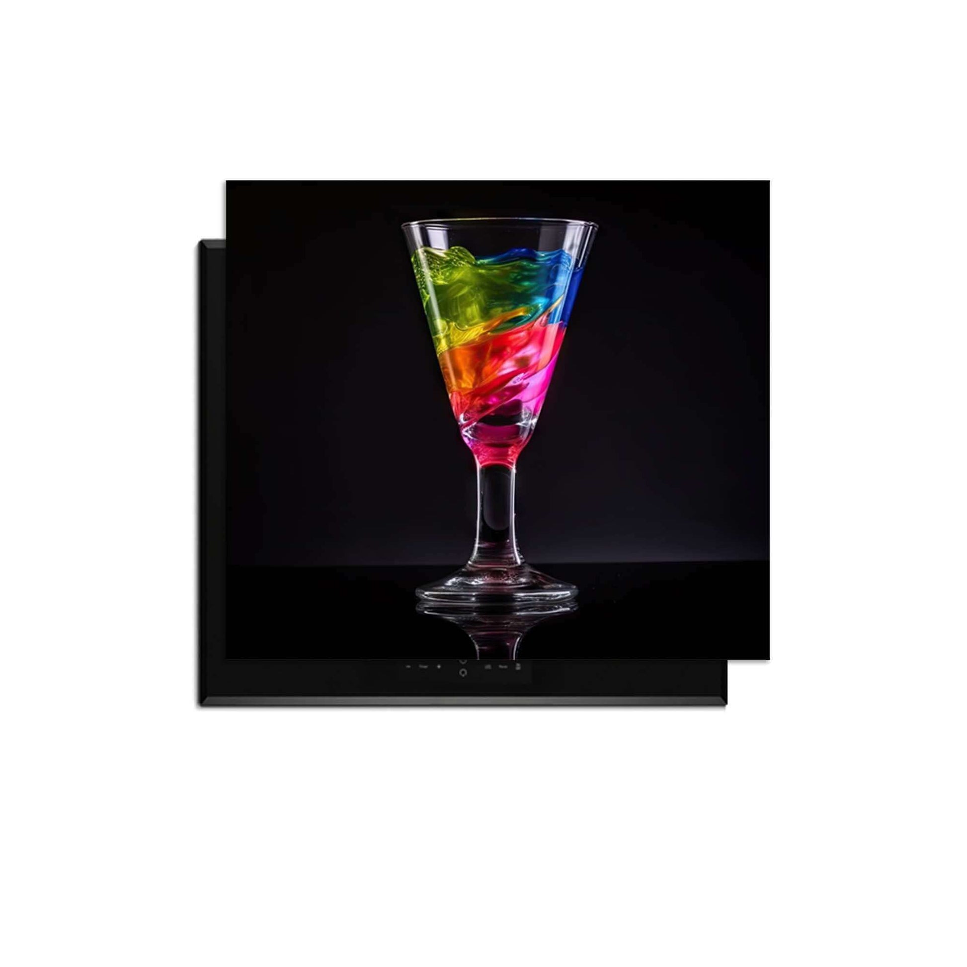 Liquid Art - Inductie Beschermer met kleurrijke vloeistoffen in een glas op een zwarte achtergrond.