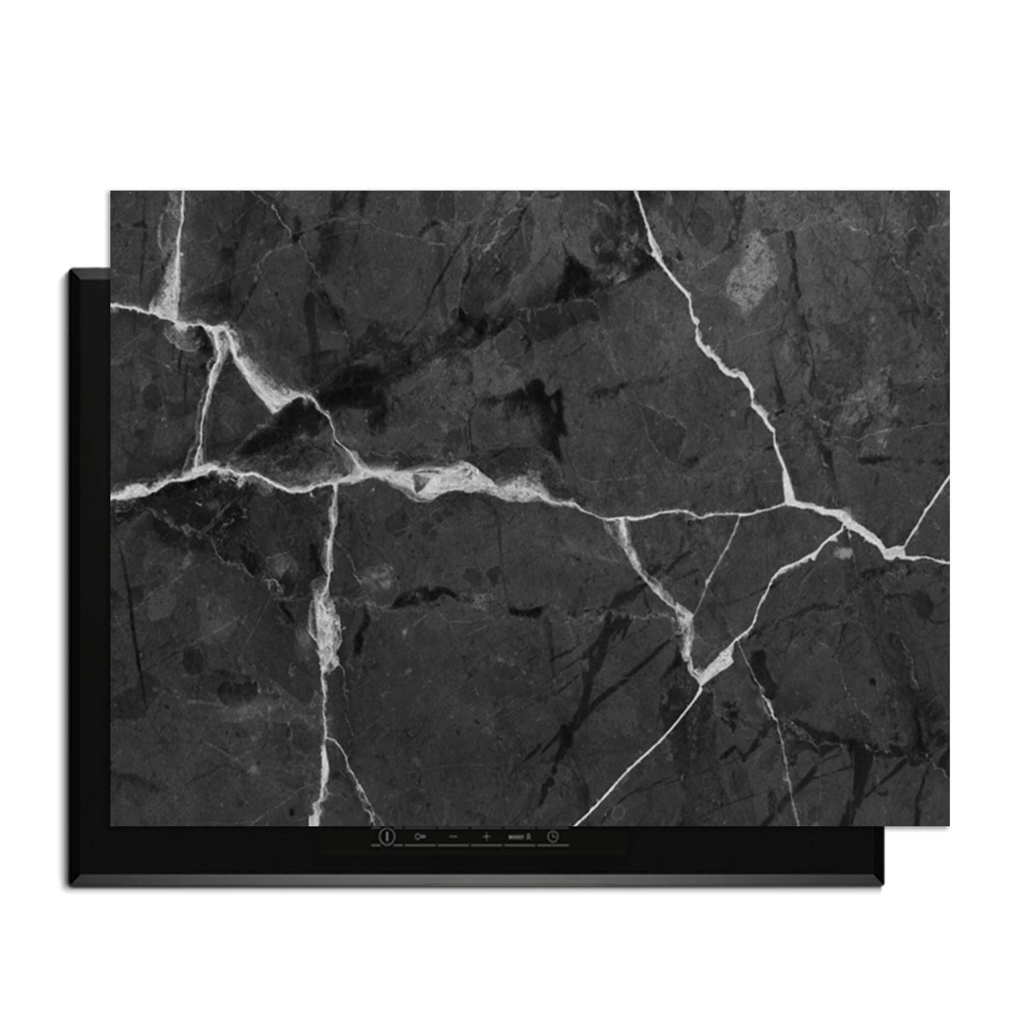 Marble Charcoal - Inductie Beschermer voor inductiekookplaten met een elegant zwart marmerdesign.