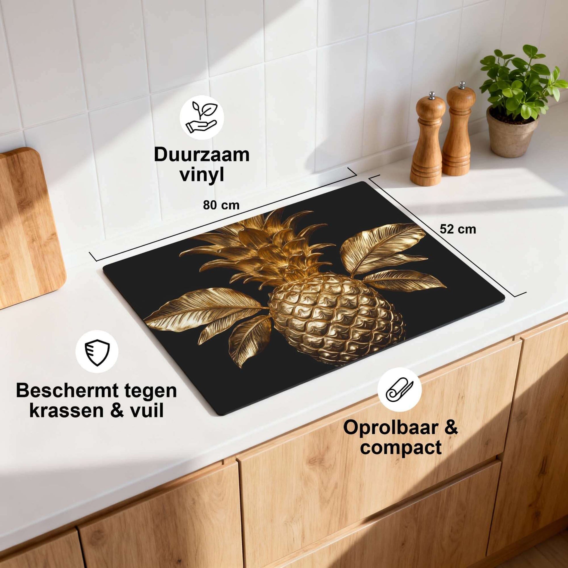 Pine Luxe - Inductie Beschermer op een keukenblad, duurzaam vinyl, beschermt tegen krassen en vuil.