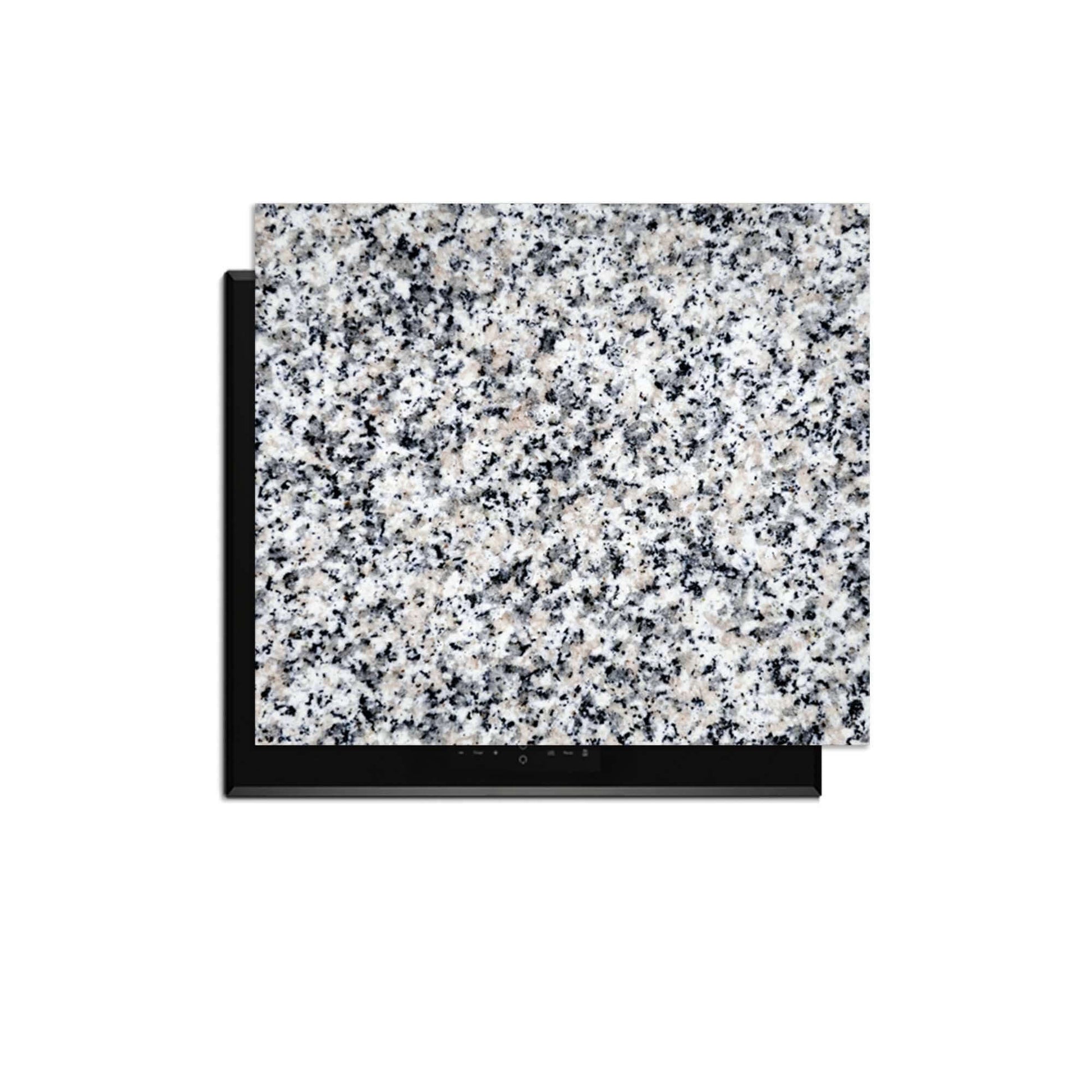 Classic Granite - Induktionsschutz auf dem Induktionskochfeld, elegant und funktionell.