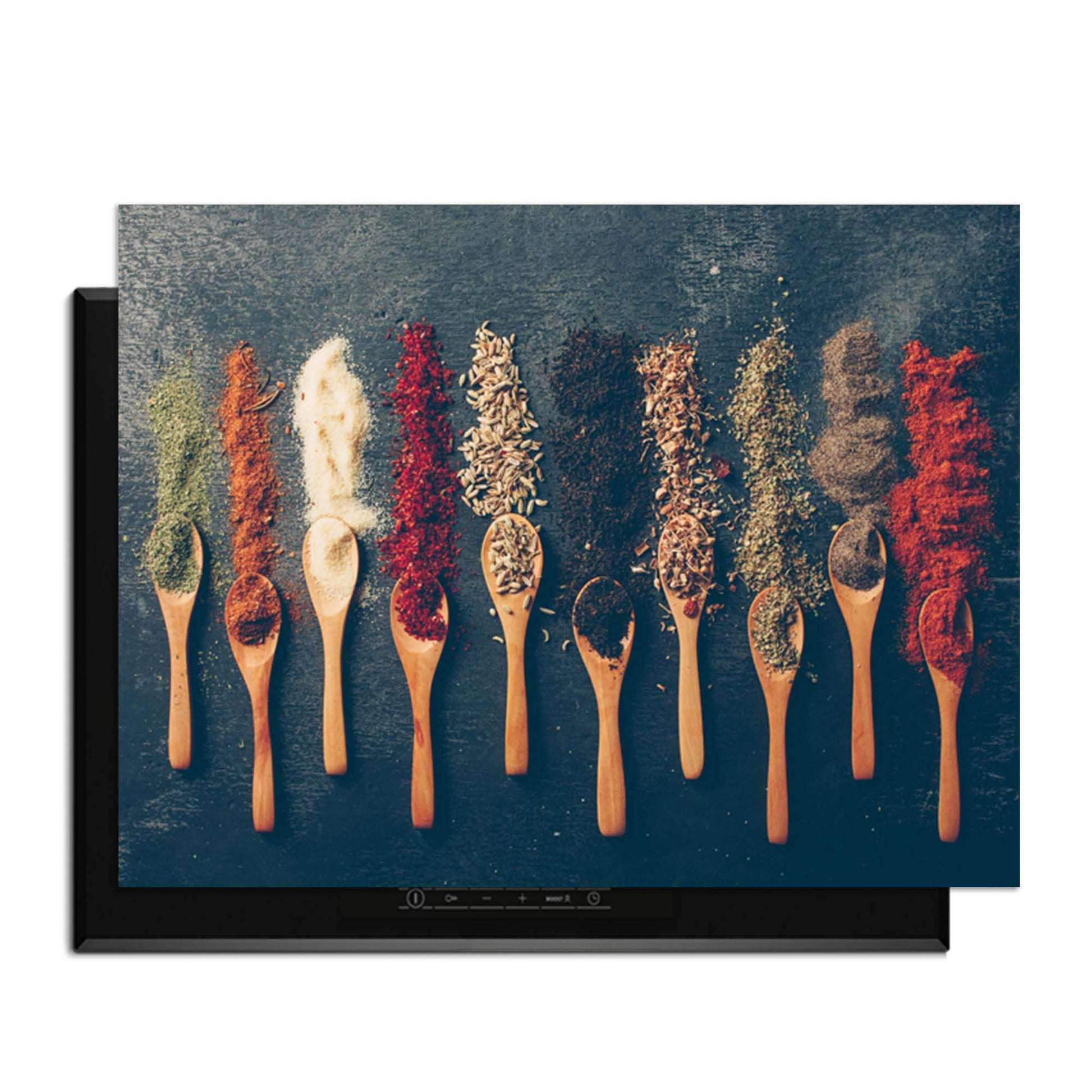 Rustic Flavors - Induction Protector mit einem Hintergrund aus verschiedenen Kräutern auf Holz