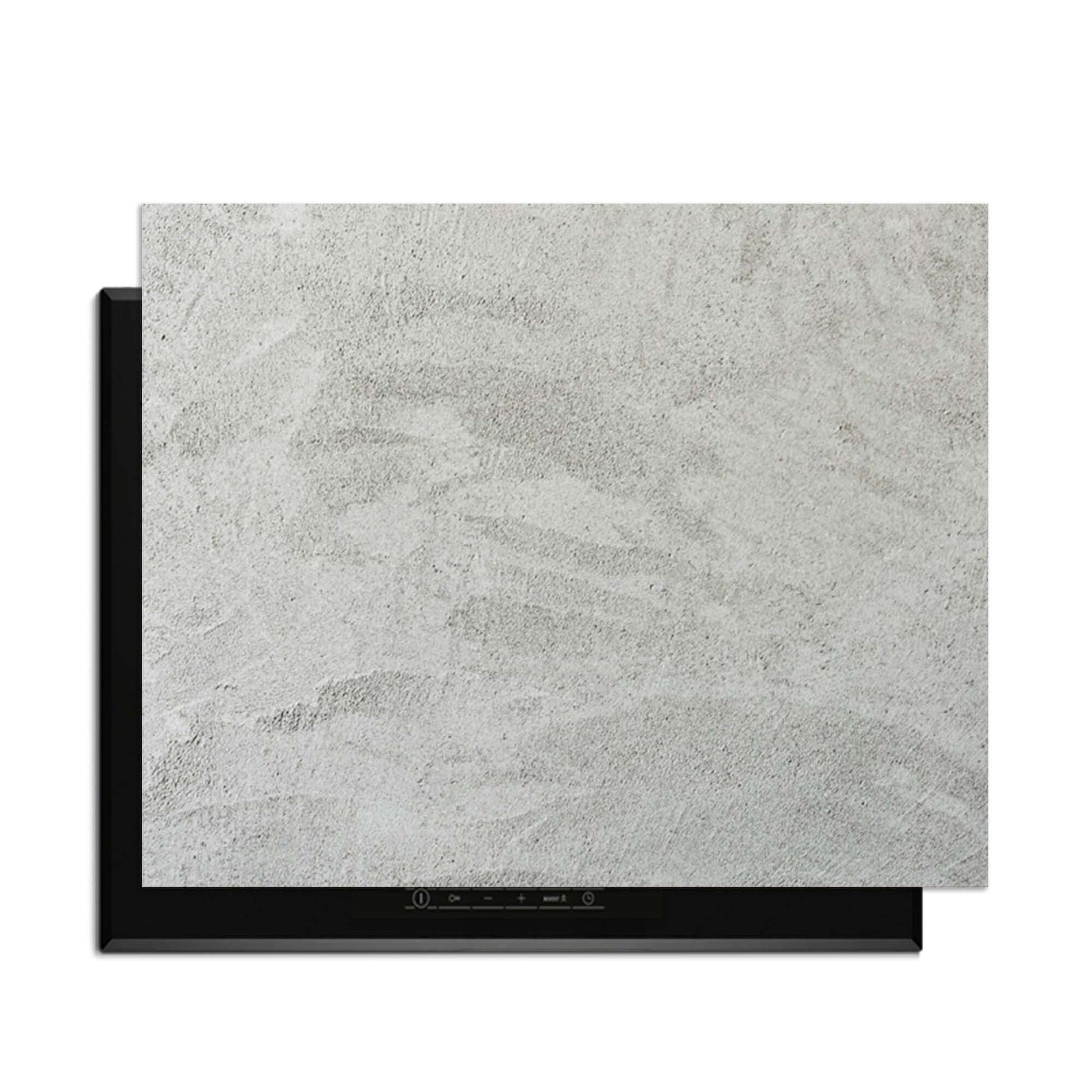Soft Concrete Finish – Inductie Beschermer ontworpen voor een moderne keuken met een minimalistische uitstraling.