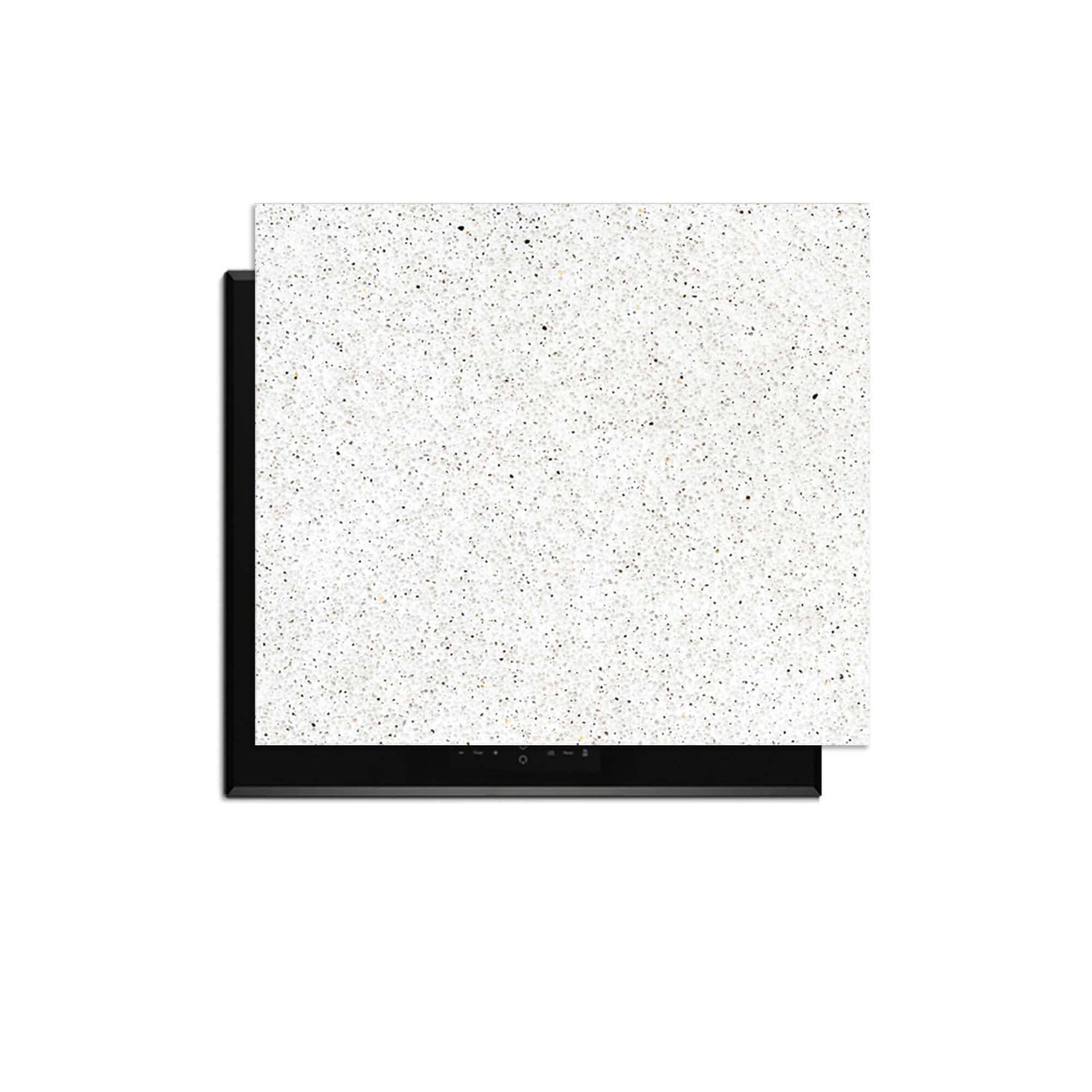 Terrazzo - Inductie Beschermer op een inductiekookplaat, beschermt tegen krassen en vlekken.