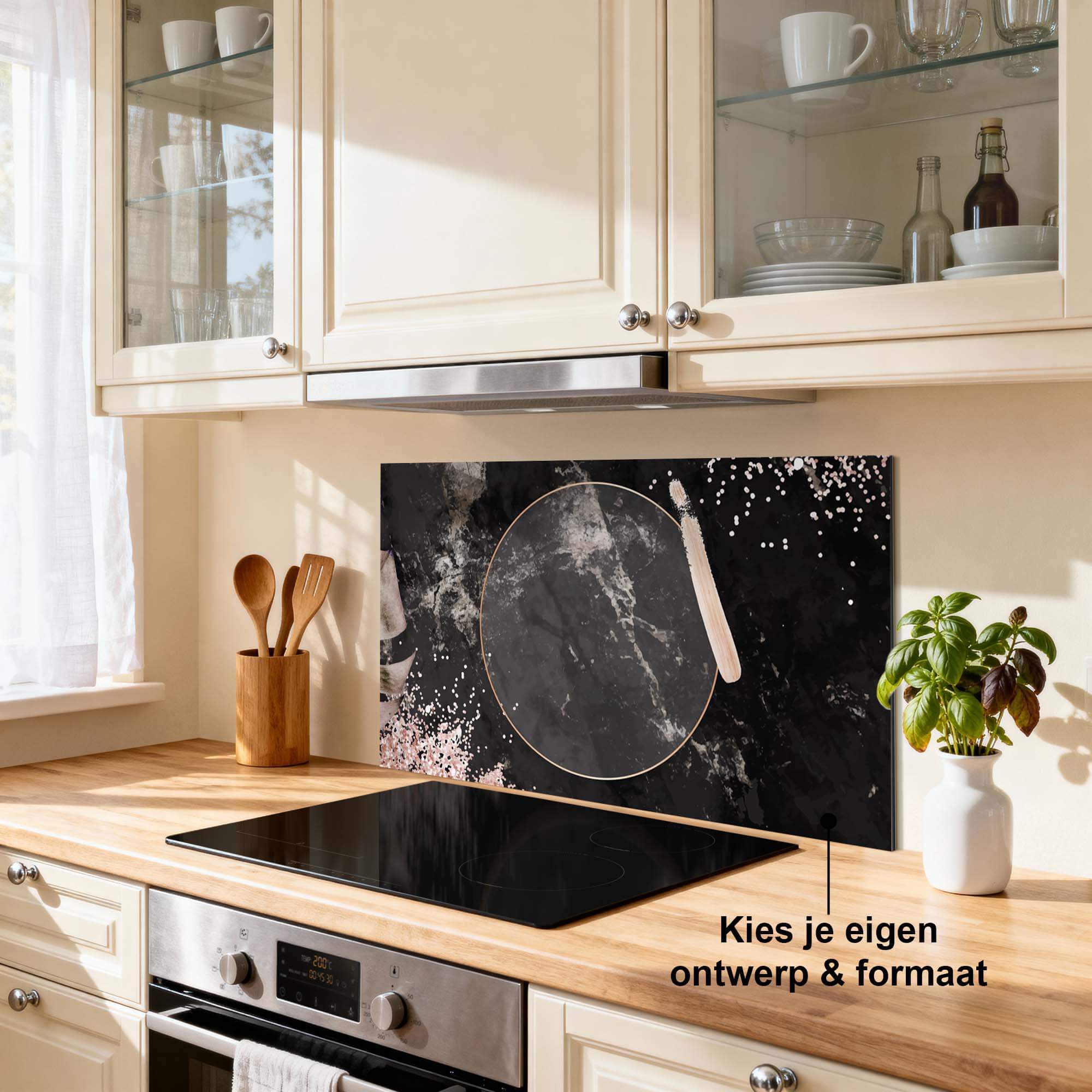 Midnight Rose Spatscherm in keuken met marmerpatroon en roségouden accenten, ideaal als spatwand of keuken spatscherm.